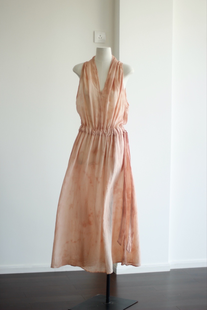 PILUNA - Plant Dyed Rose Pink | Loquat Leaf Gradient Dress