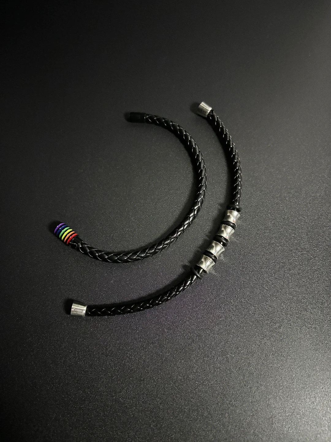 Minimalist Black Magnetic Leather Bracelet