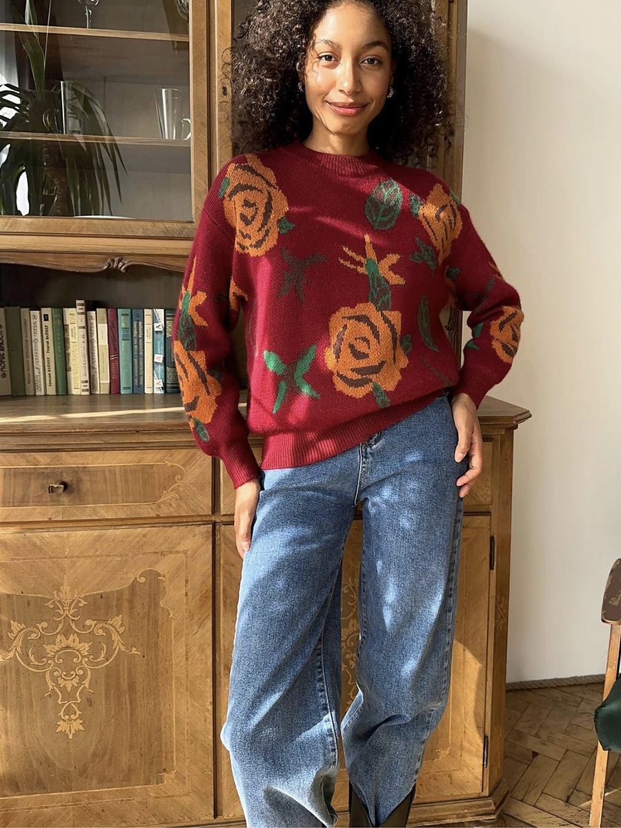 Round-neck Floral Print Knitted Loose And Soft Sweater