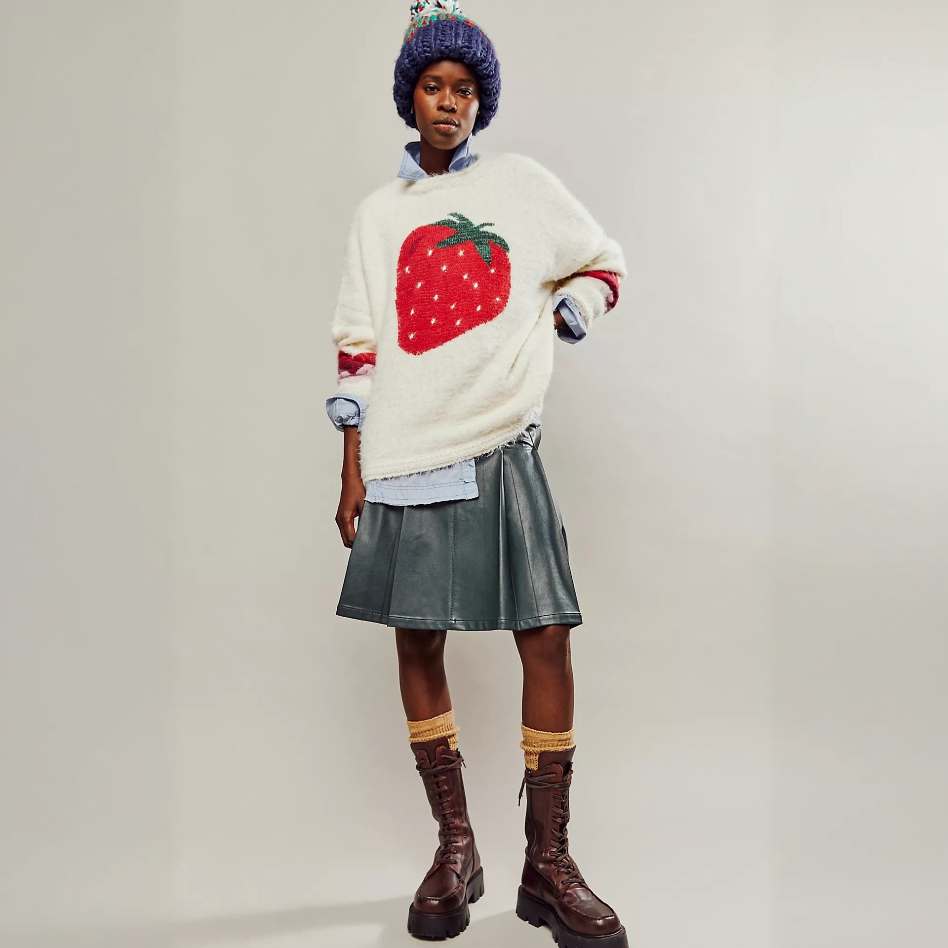 Round-neck Loose Fruit-printed Knitted Sweater