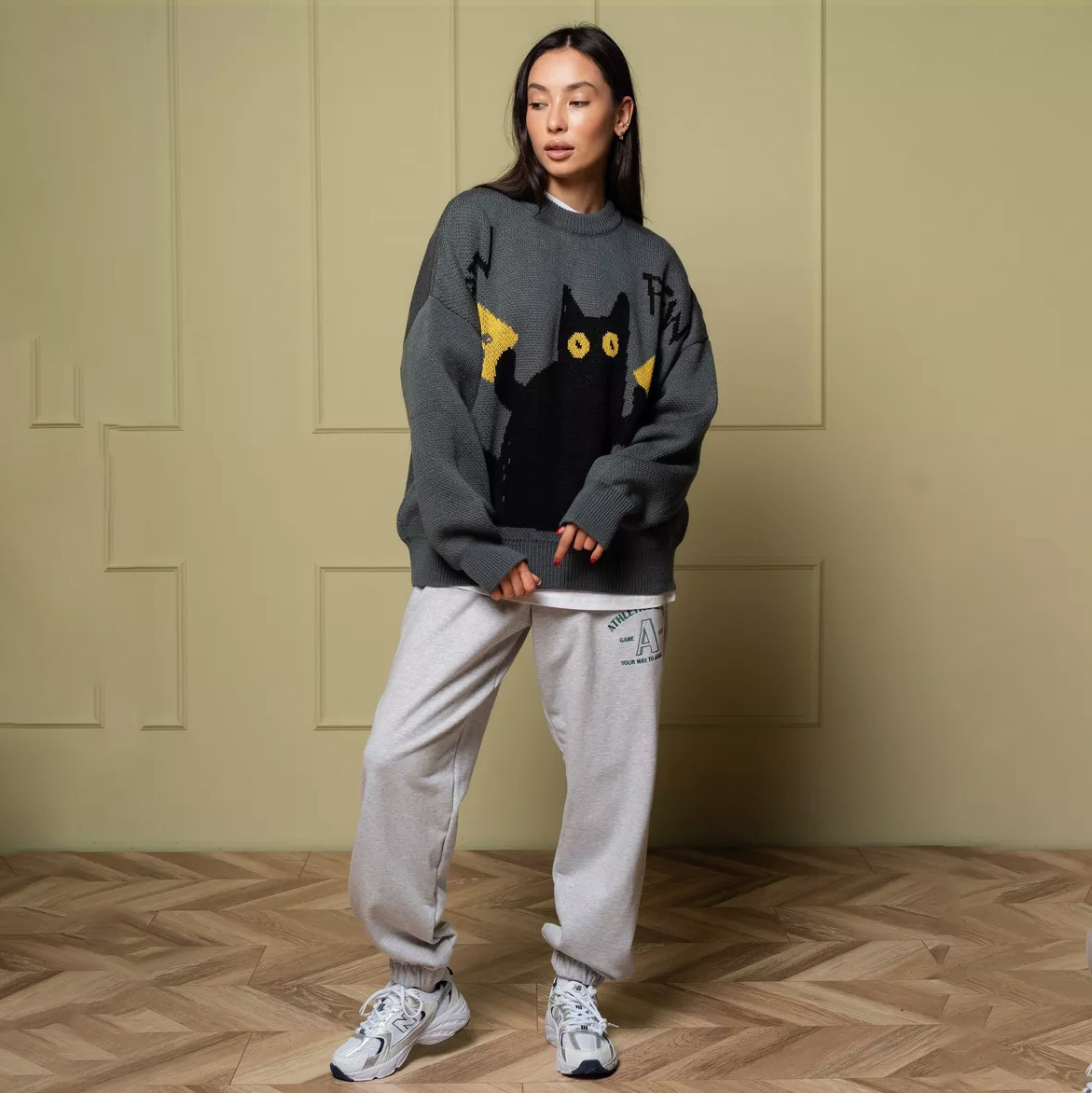 American-style Retro Loose-fitting Crewneck Spy Cat Knitted Sweater