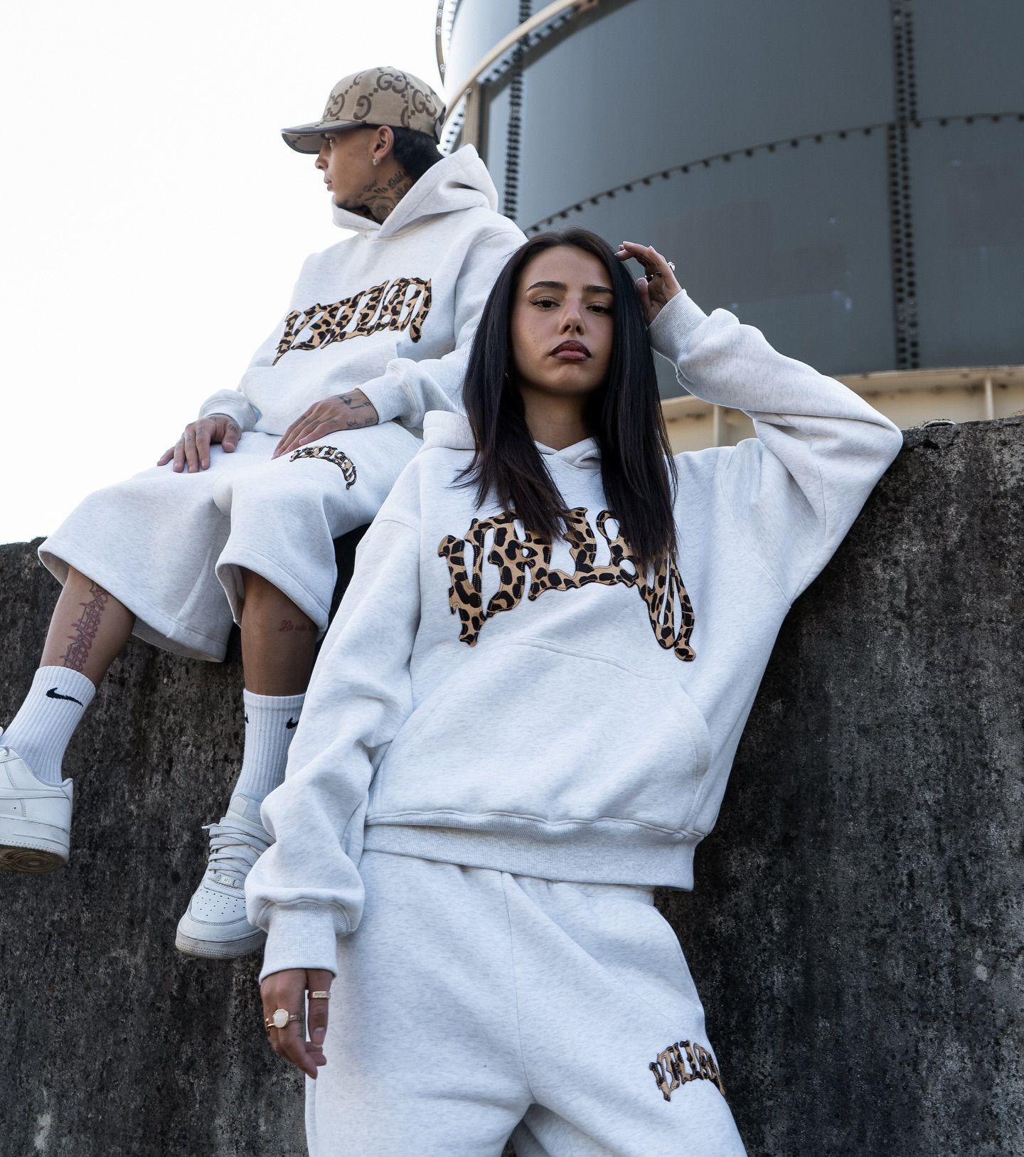 Hooded Sweatshirt With Leopard Print Letter Embroidery Inside 