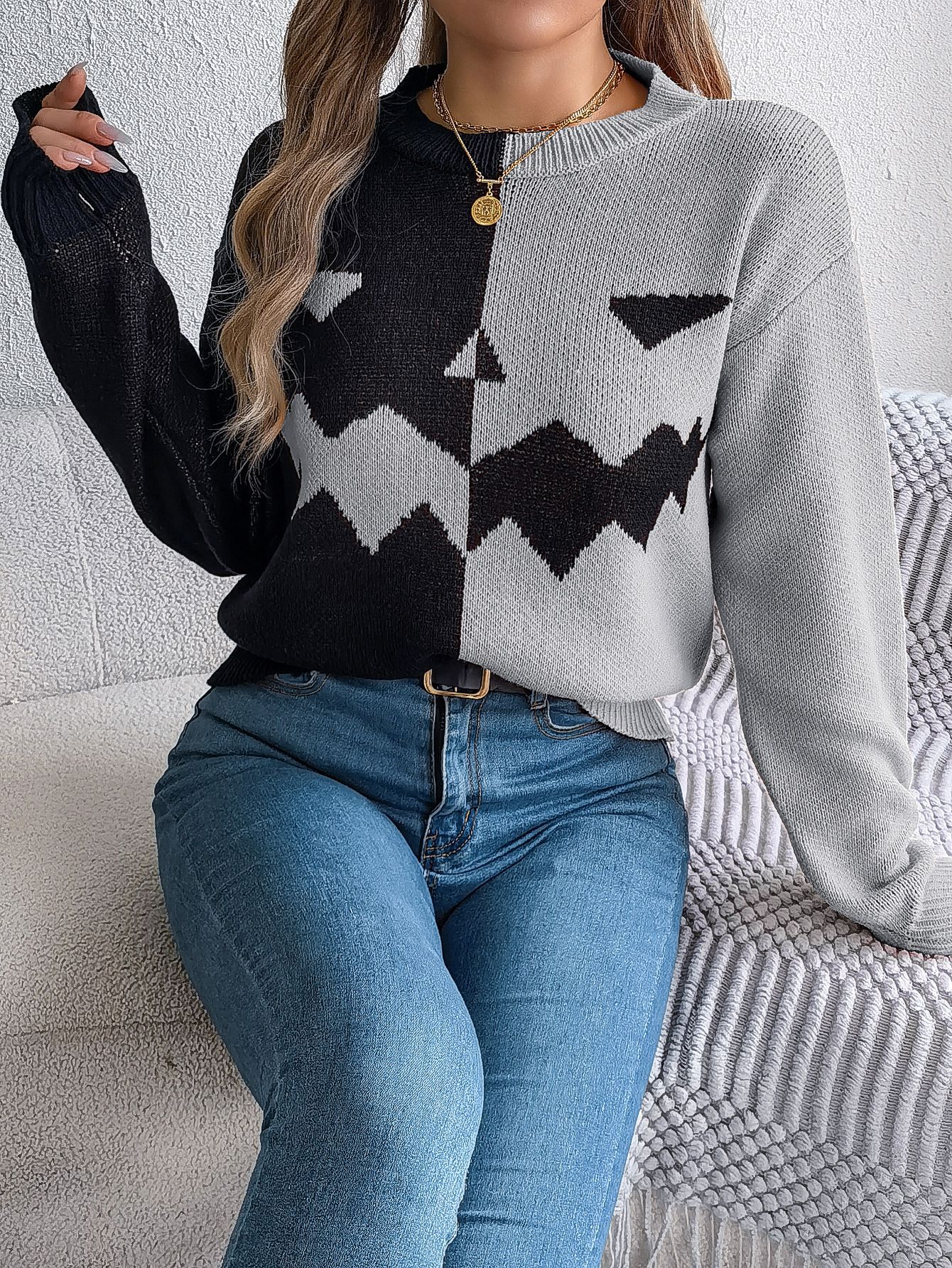 Halloween Women's Ghostly Pumpkin Color Contrast Long Sleeve Pullover Sweater