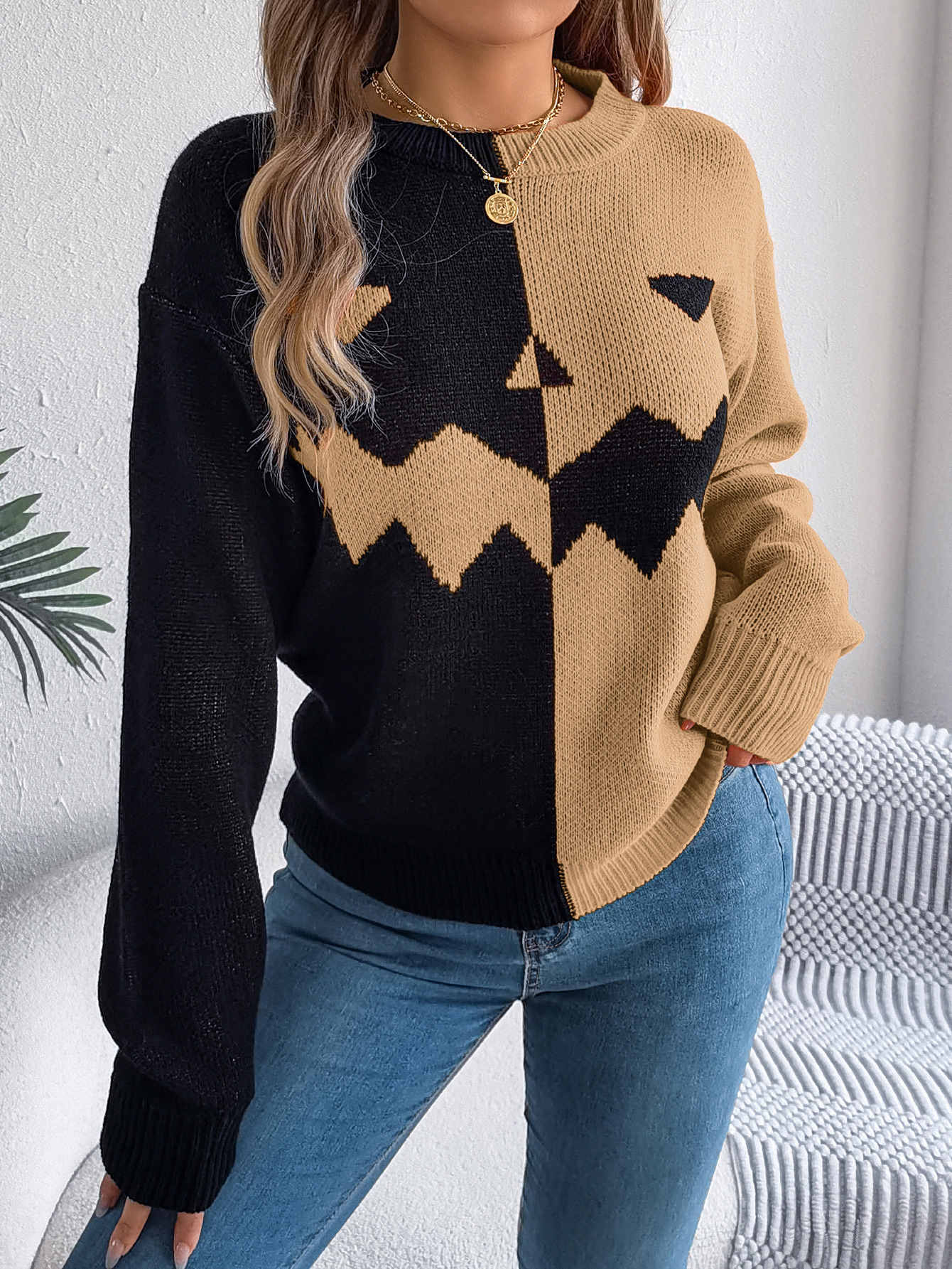Halloween Women's Ghostly Pumpkin Color Contrast Long Sleeve Pullover Sweater