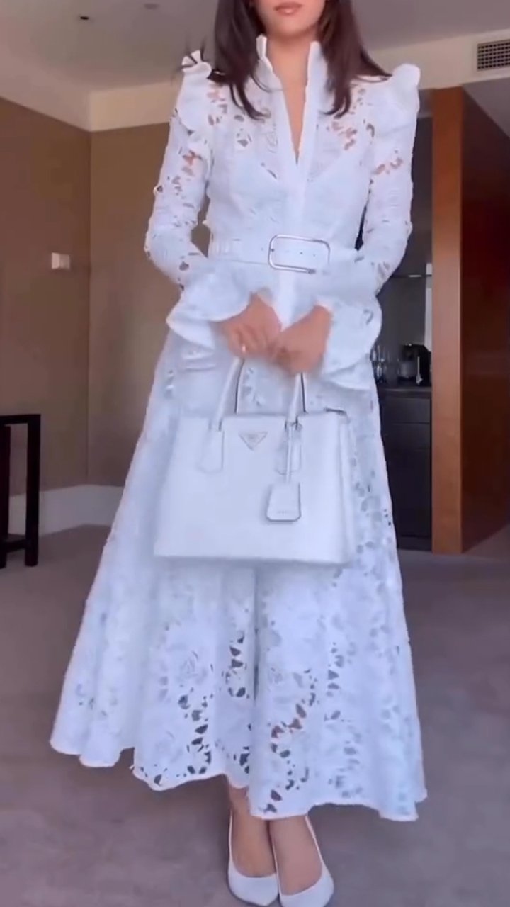 Women's Lapel Trumpet Sleeve Hollow Elegant Dress