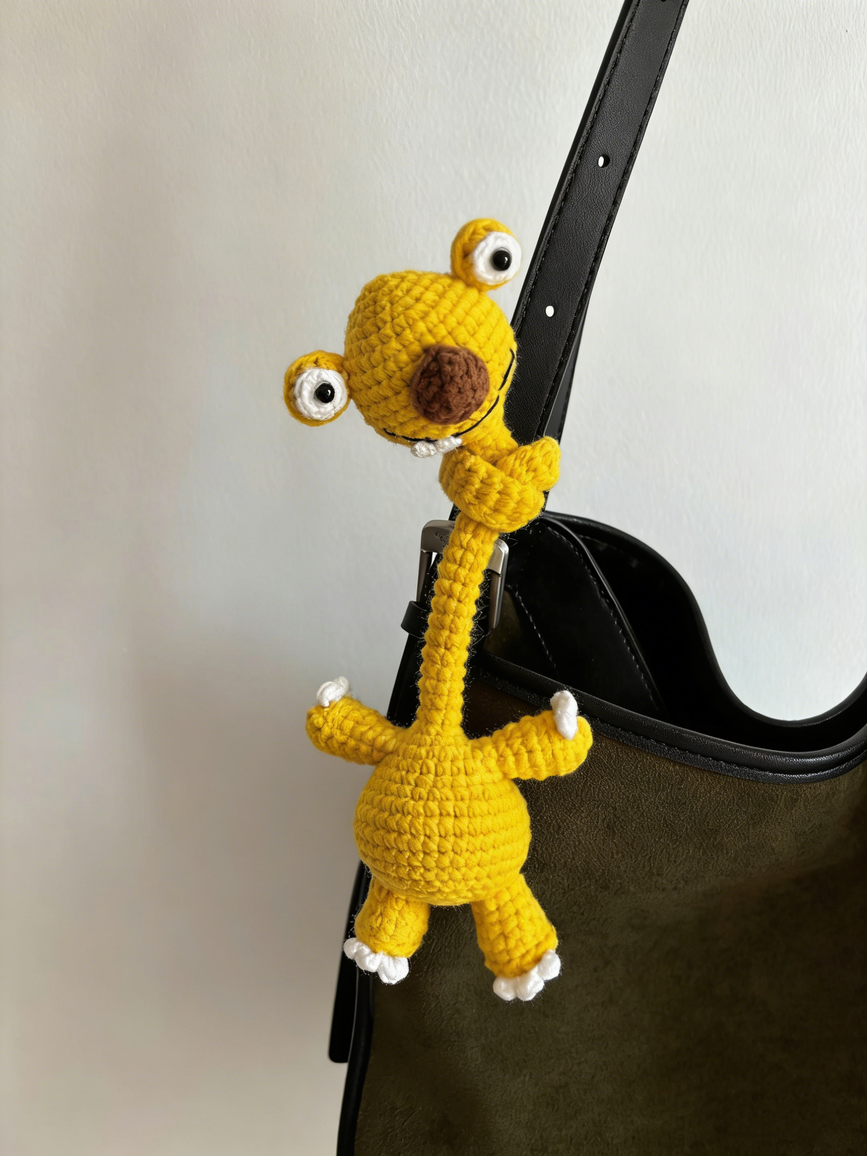 Handmade Crochet Prehistoric Sloth Bag Charm - Funny Long Neck Sloth Plush Toy,Gift for Animal Lovers🎁