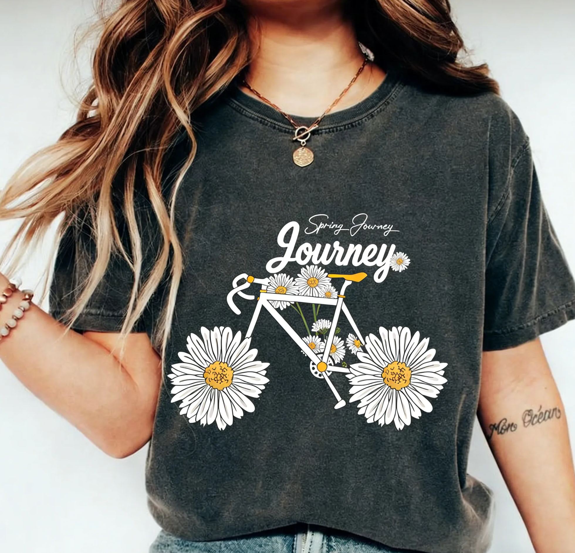 Spring Daisy Bicycle  Graphic Cotton T-Shirt