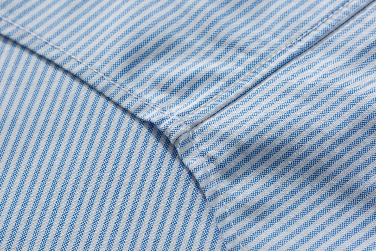 Men's Oxford Stripe Short Sleeve Shirt - Relaxed Fit 