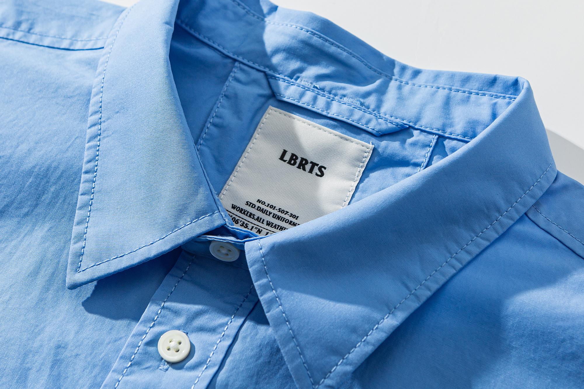 Men's Classic Pocket Short Sleeve Shirt - Relaxed Fit Casual Shirt 