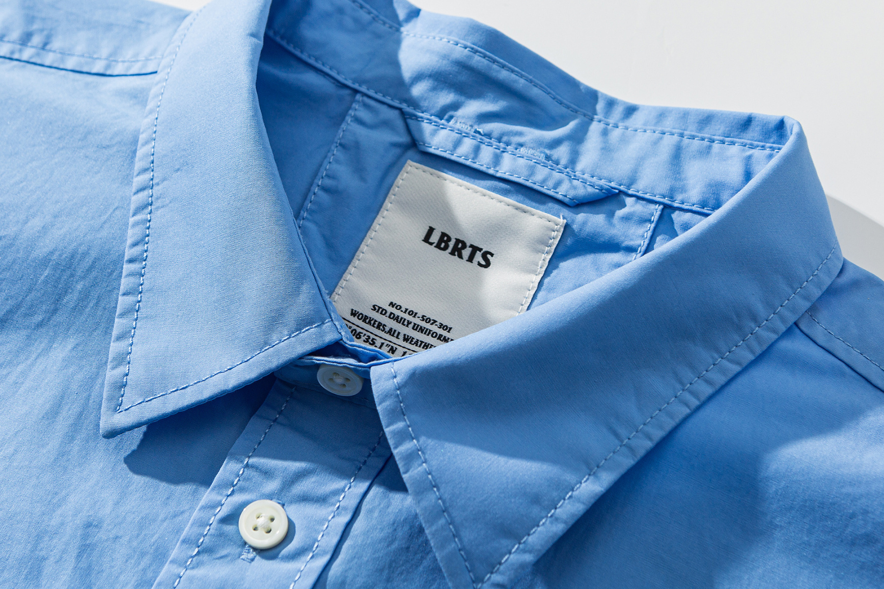 Men's Classic Pocket Short Sleeve Shirt - Relaxed Fit Casual Shirt 