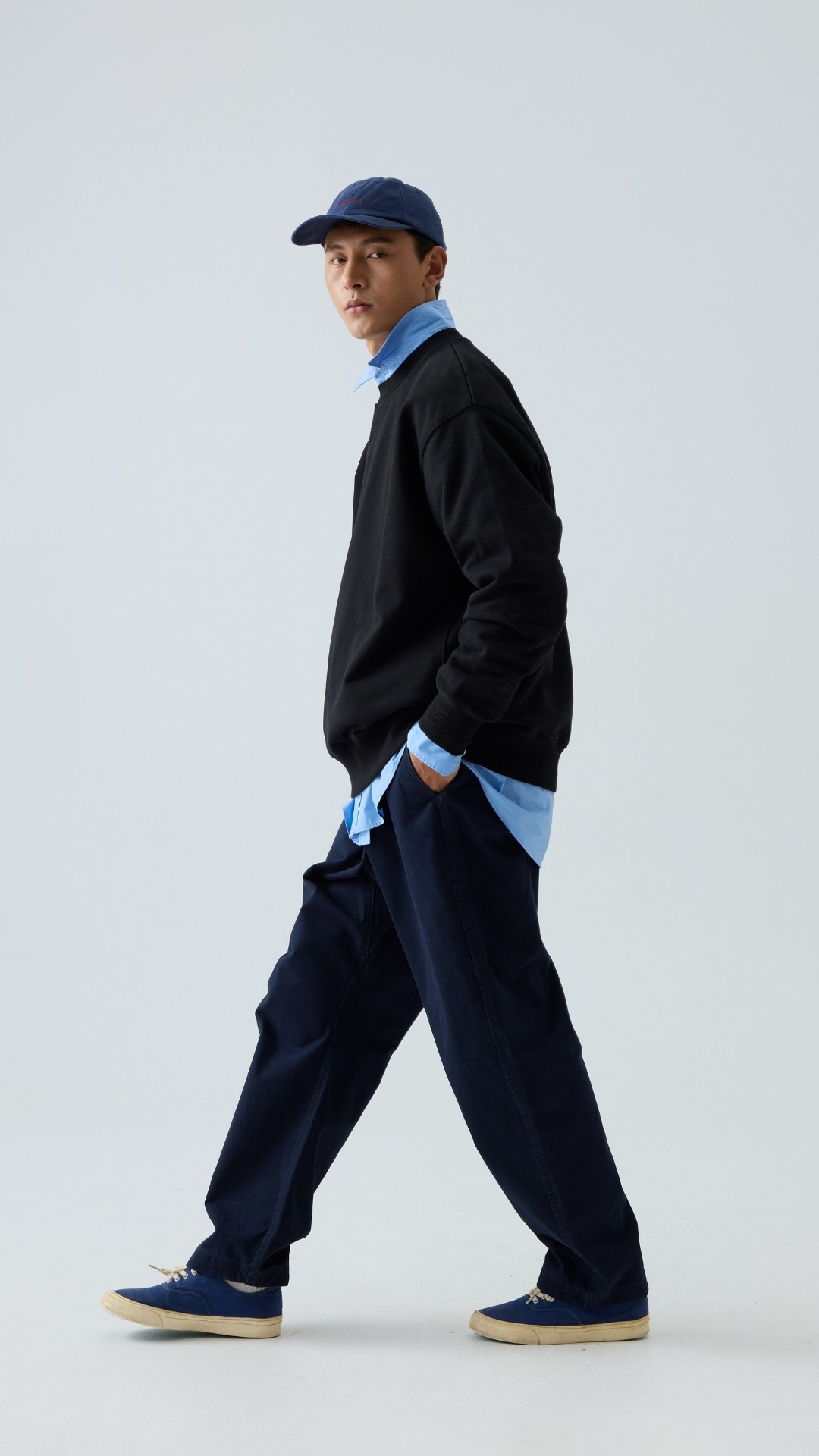 Men's Heavyweight Crewneck Sweatshirt - Embroidered Logo Pullover French Terry-Liberaturs