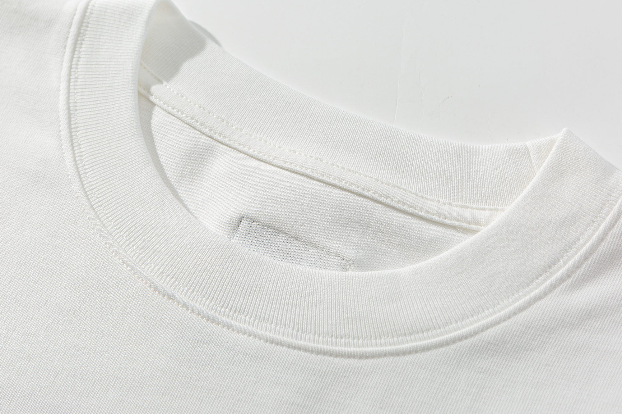 Men's Chest Pocket Print Crewneck T-shirt - Heavyweight Cotton