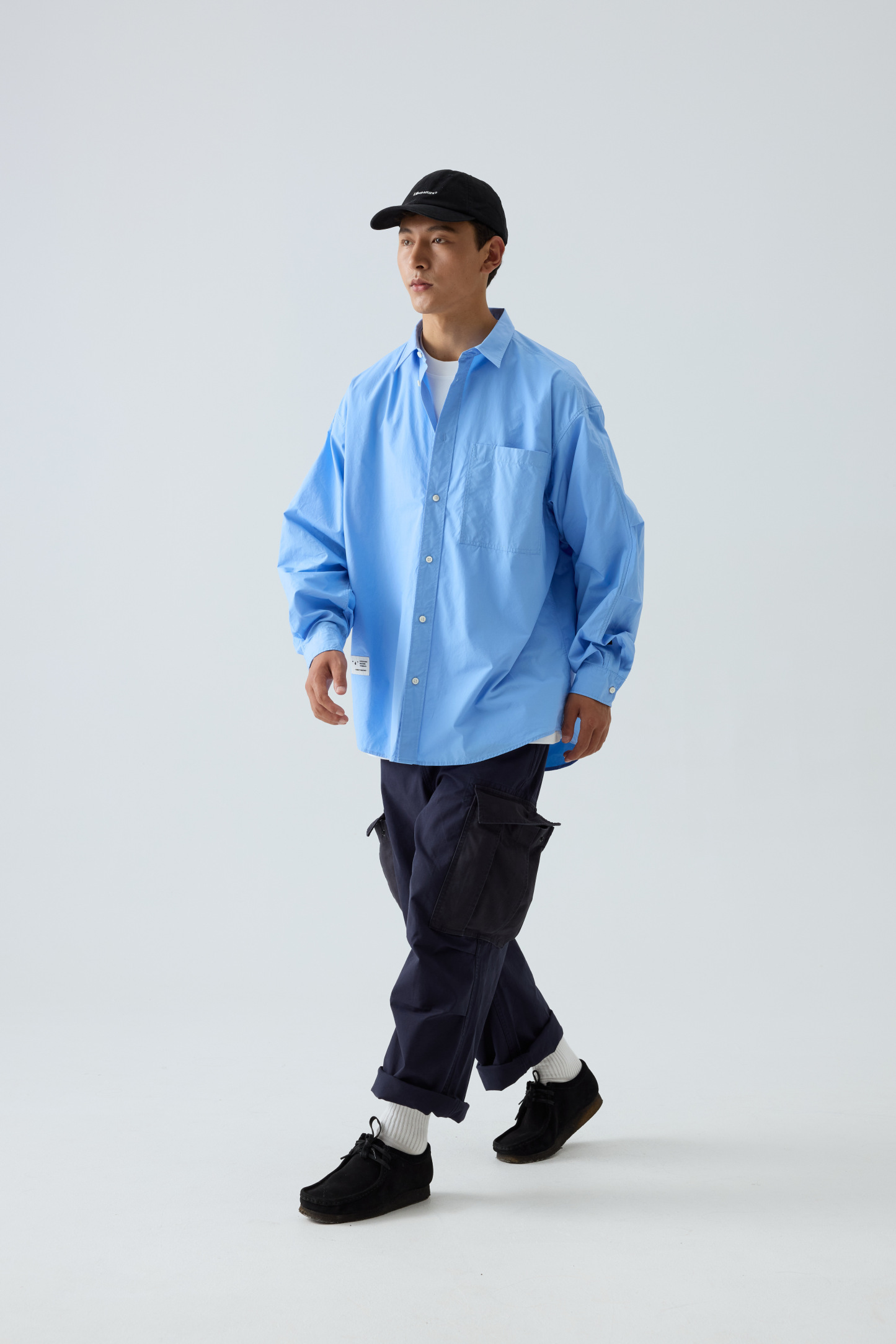 Men‘s Classic Utility Shirt - Oversized Pocket Shirt with Military Detail