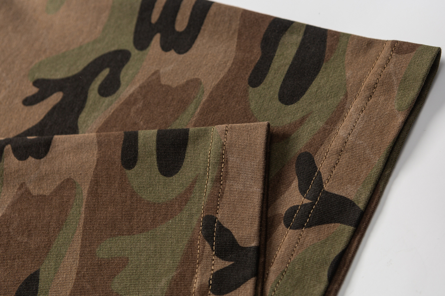 Men's Camo Crewneck T-Shirt - Relaxed Fit Casual Tee