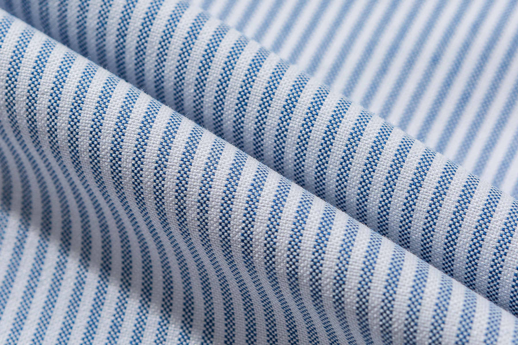 Men's Classic Oxford Shirt - Versatile Striped Button-Down-Liberaturs