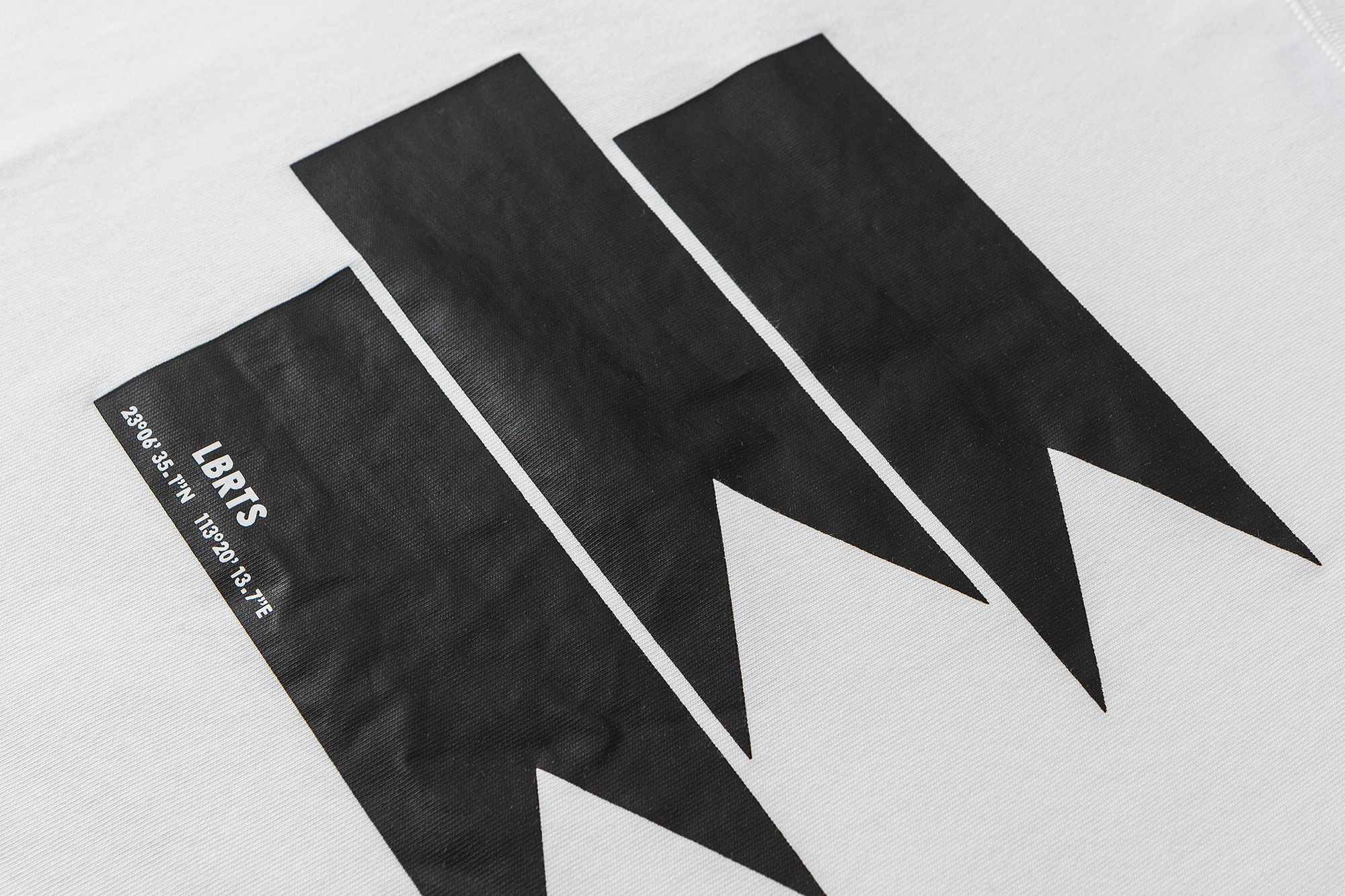 [Copy]Men's 'Shark Sail' Graphic Long Sleeve Tee - 310gsm Heavyweight Crewneck 