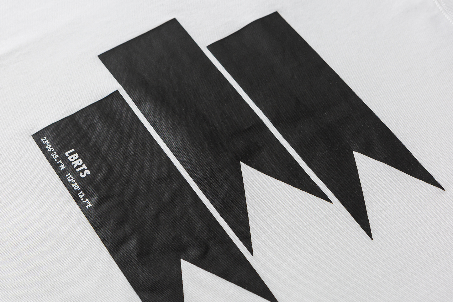 [Copy]Men's 'Shark Sail' Graphic Long Sleeve Tee - 310gsm Heavyweight Crewneck 