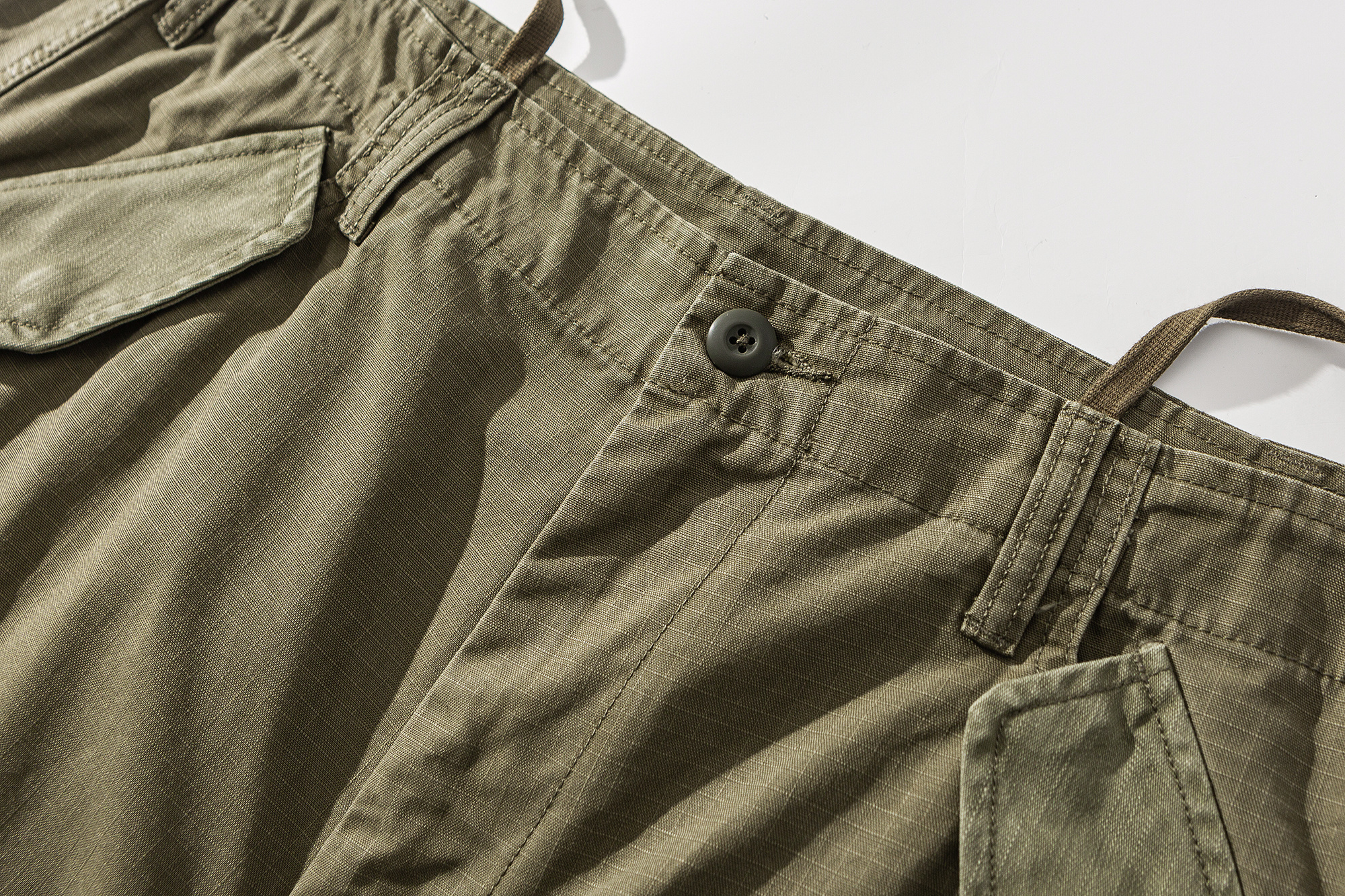 Men's Color-Block Cargo Pen Pocket Casual Shorts - Relaxed Fit Cotton