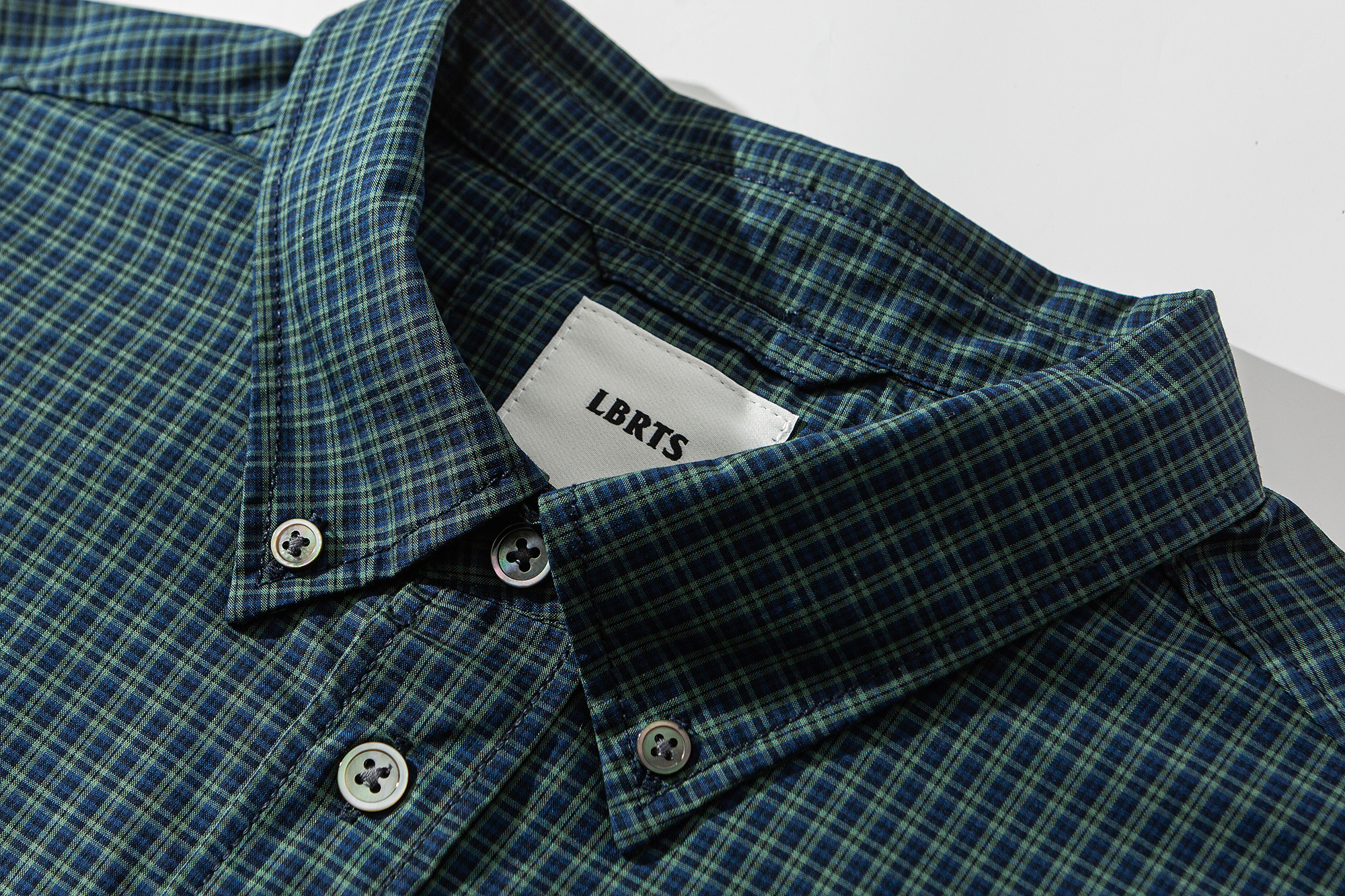 Men's Classic Retro Green Plaid Short Sleeve Shirt - Relaxed Fit | Liberaturs