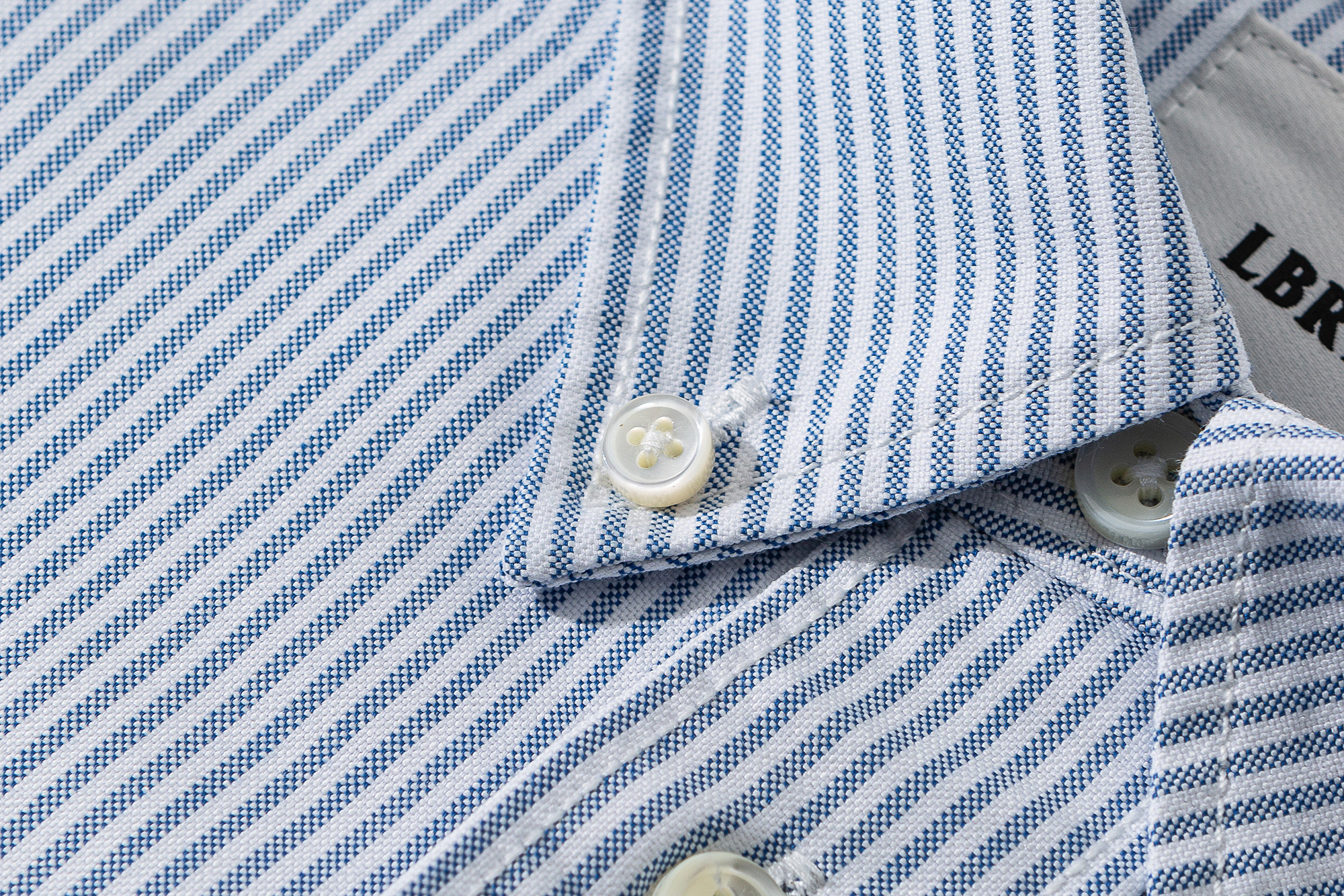 Men's Classic Oxford Shirt - Versatile Striped Button-Down-Liberaturs