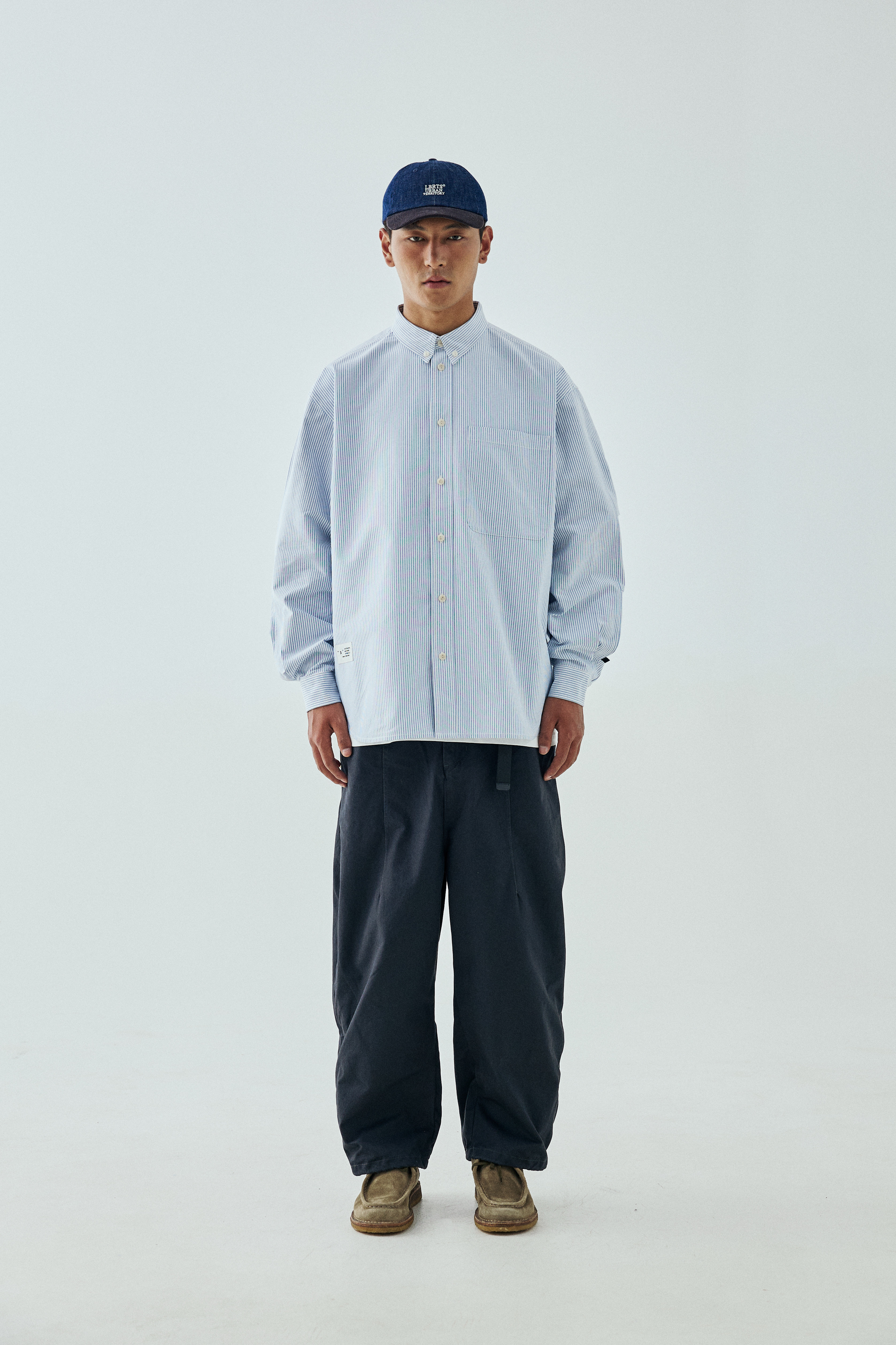 Men's Classic Oxford Shirt - Versatile Striped Button-Down-Liberaturs