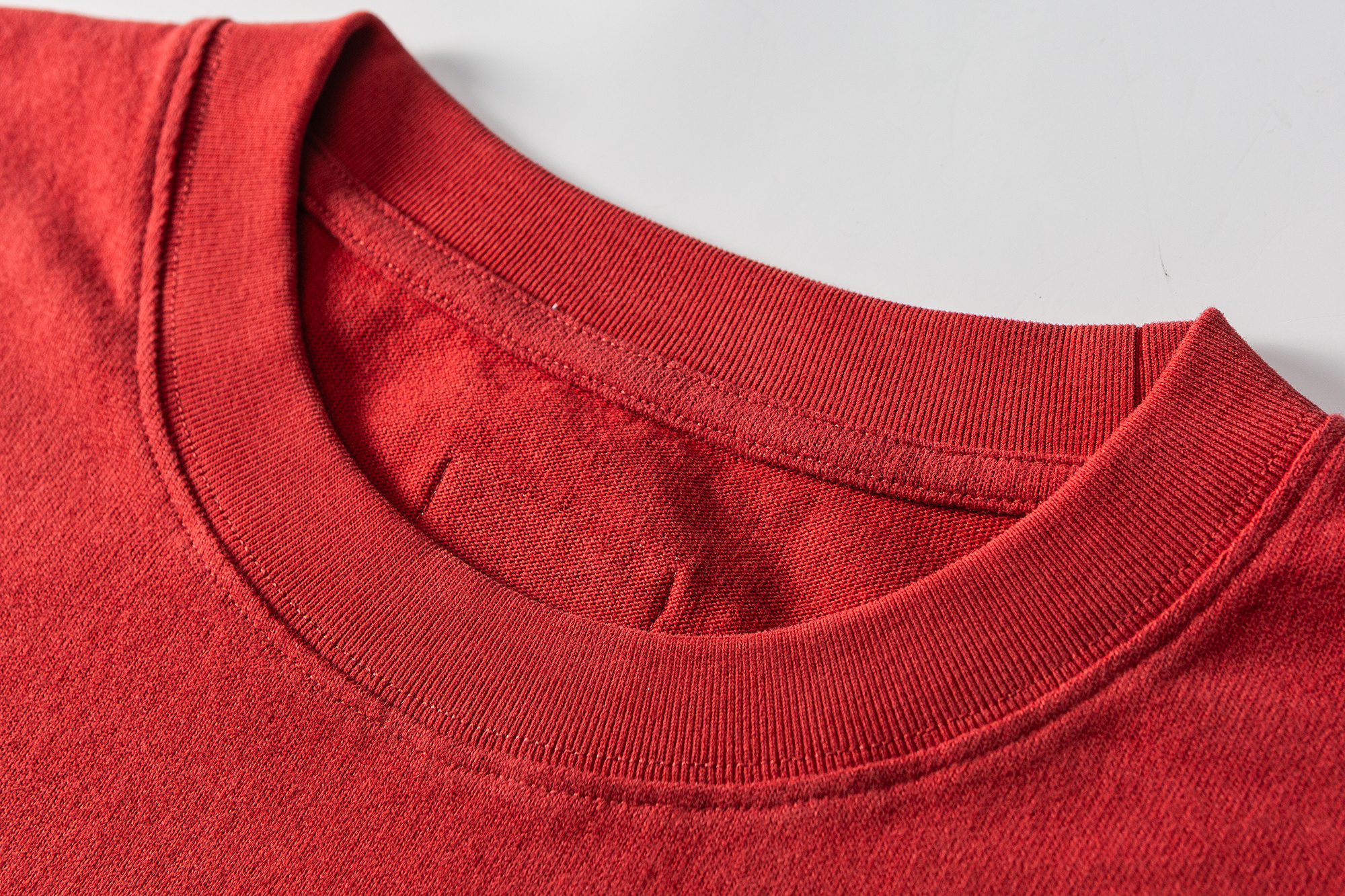 Men's Solid Crewneck Pocket T-shirt - Mid-Weight Cotton