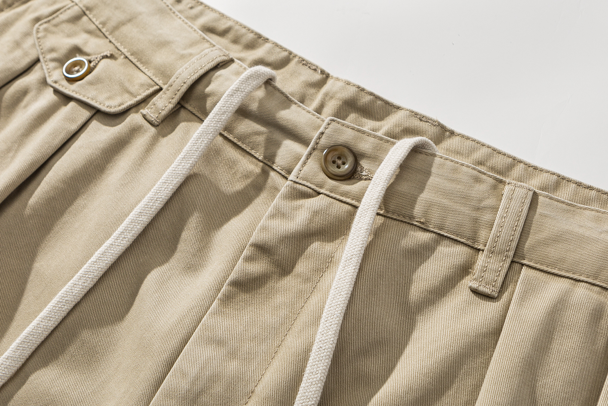 Men's Classic Double Pleated Chino Shorts - Relaxed Fit Casual Twill