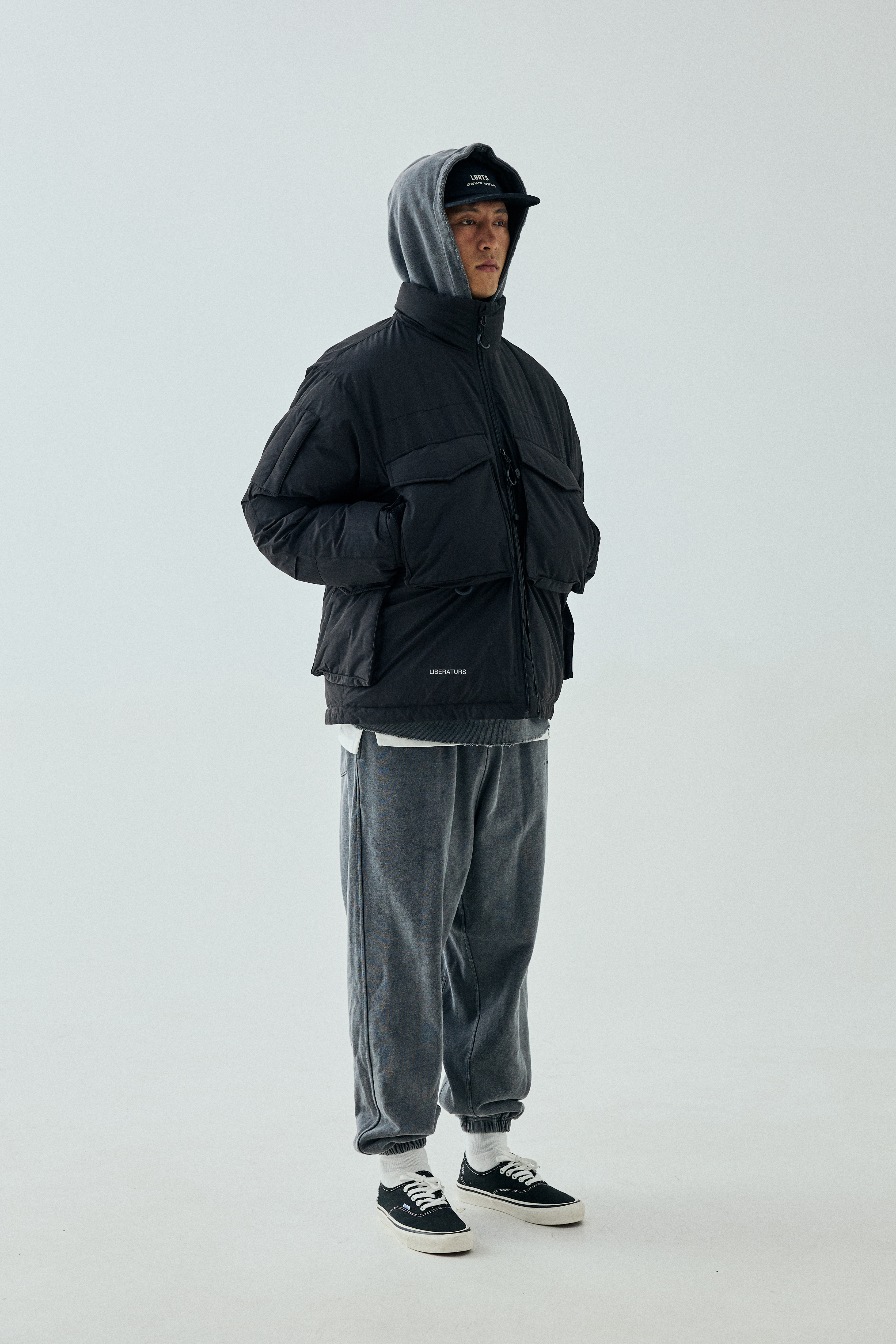 Men's Oversized Down Jacket - Premium Insulated Puffer Coat for Winter -Liberaturs