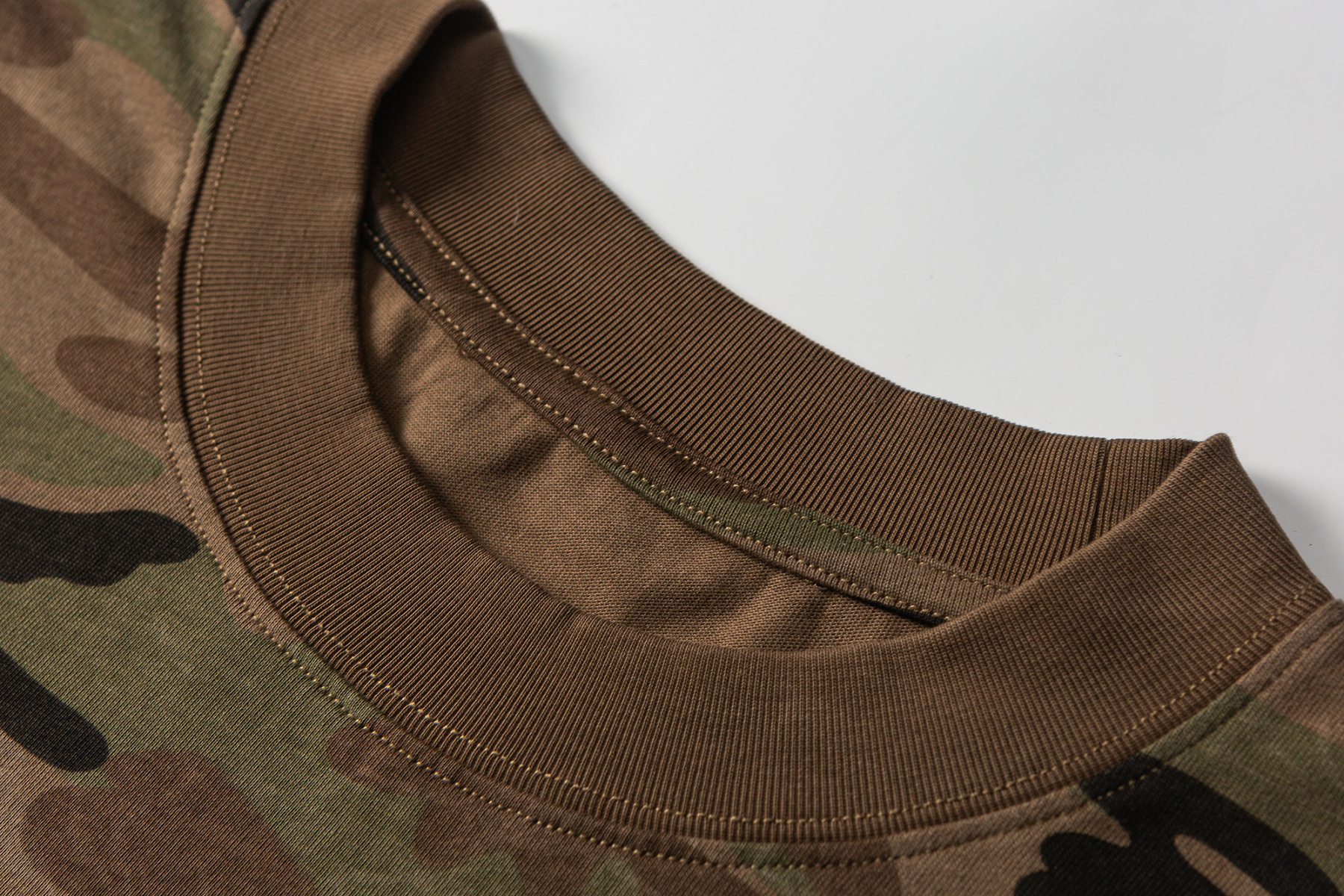 Men's Camo Crewneck T-Shirt - Relaxed Fit Casual Tee