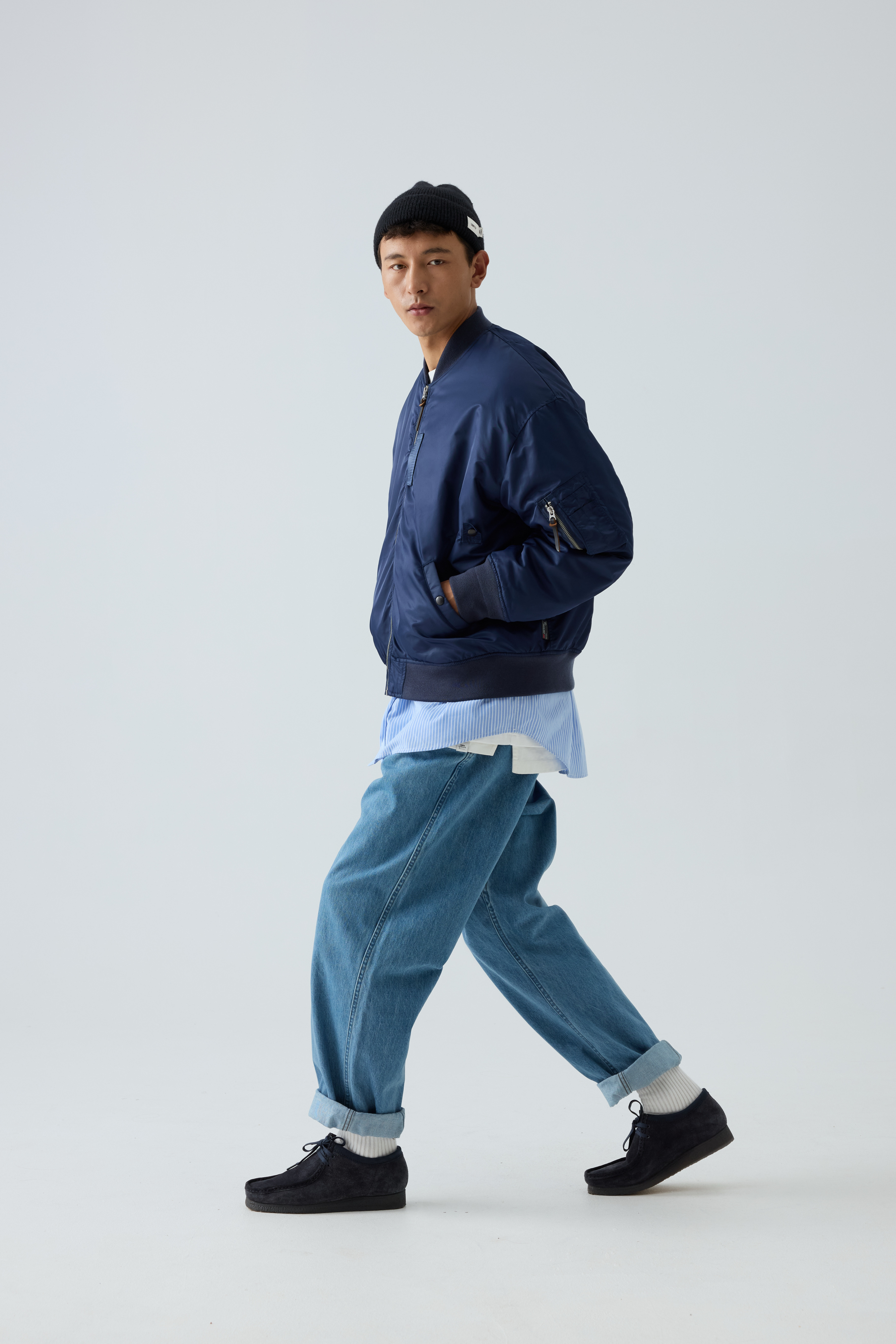 Tapered Buckle-Waist Denim Long Pants | Side angle