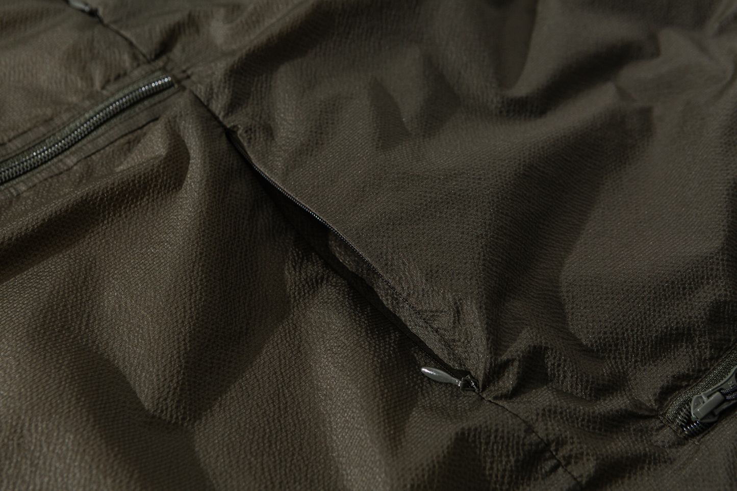 Men's Reversible Windproof Vest - 2-in-1 Insulated Tech Vest-Liberaturs