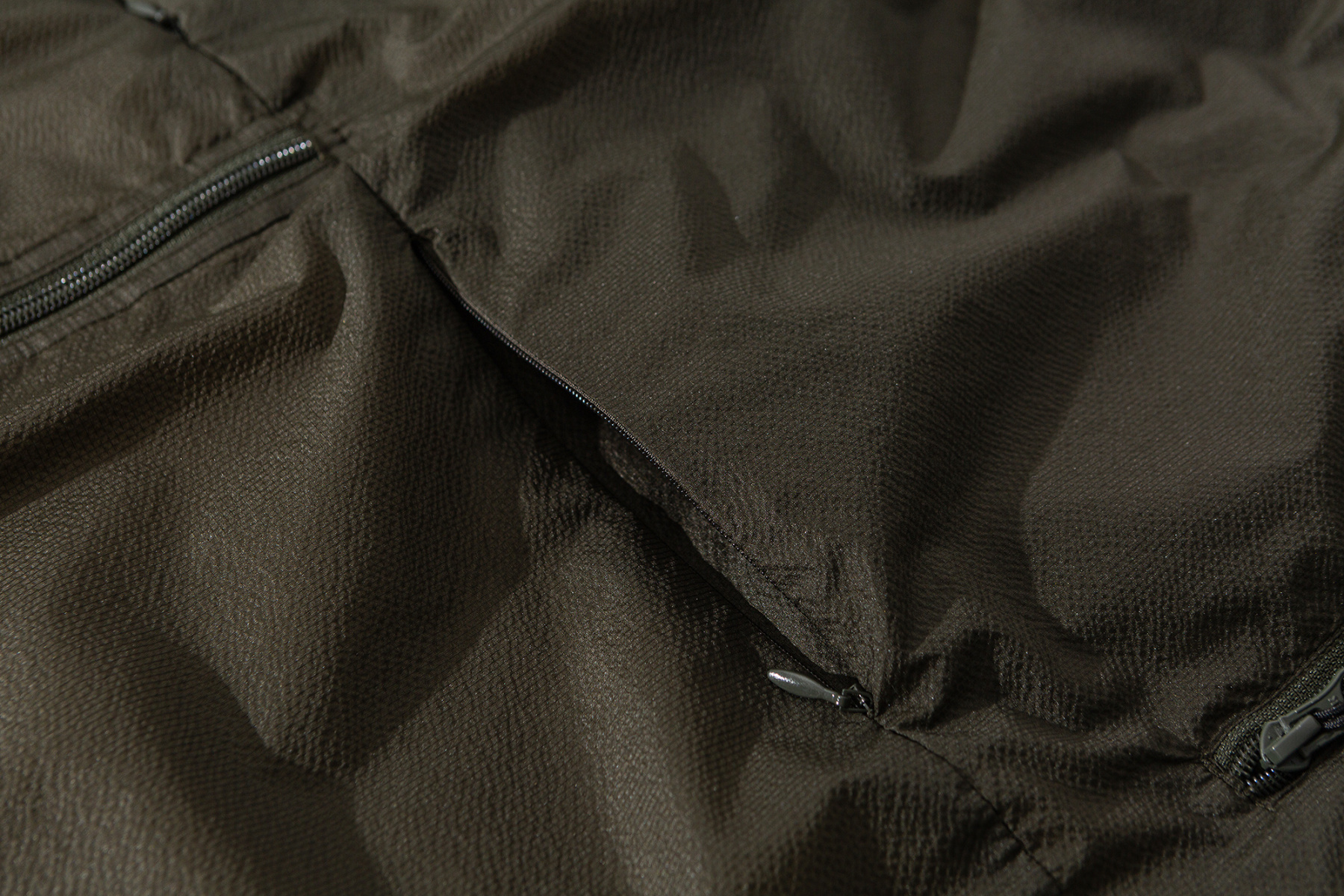 Men's Reversible Windproof Vest - 2-in-1 Insulated Tech Vest-Liberaturs