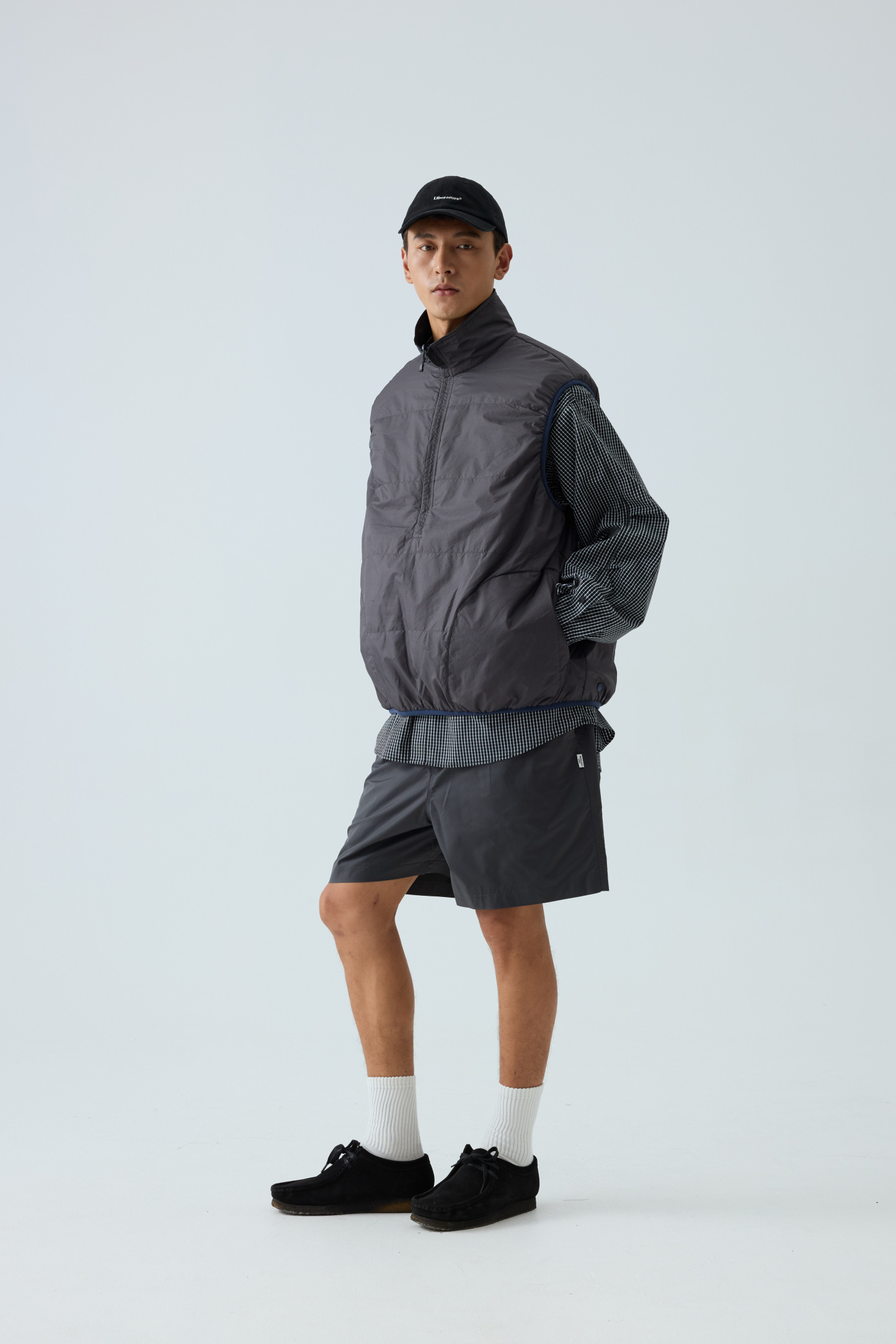 Men's Reversible Windproof Vest - 2-in-1 Insulated Tech Vest-Liberaturs