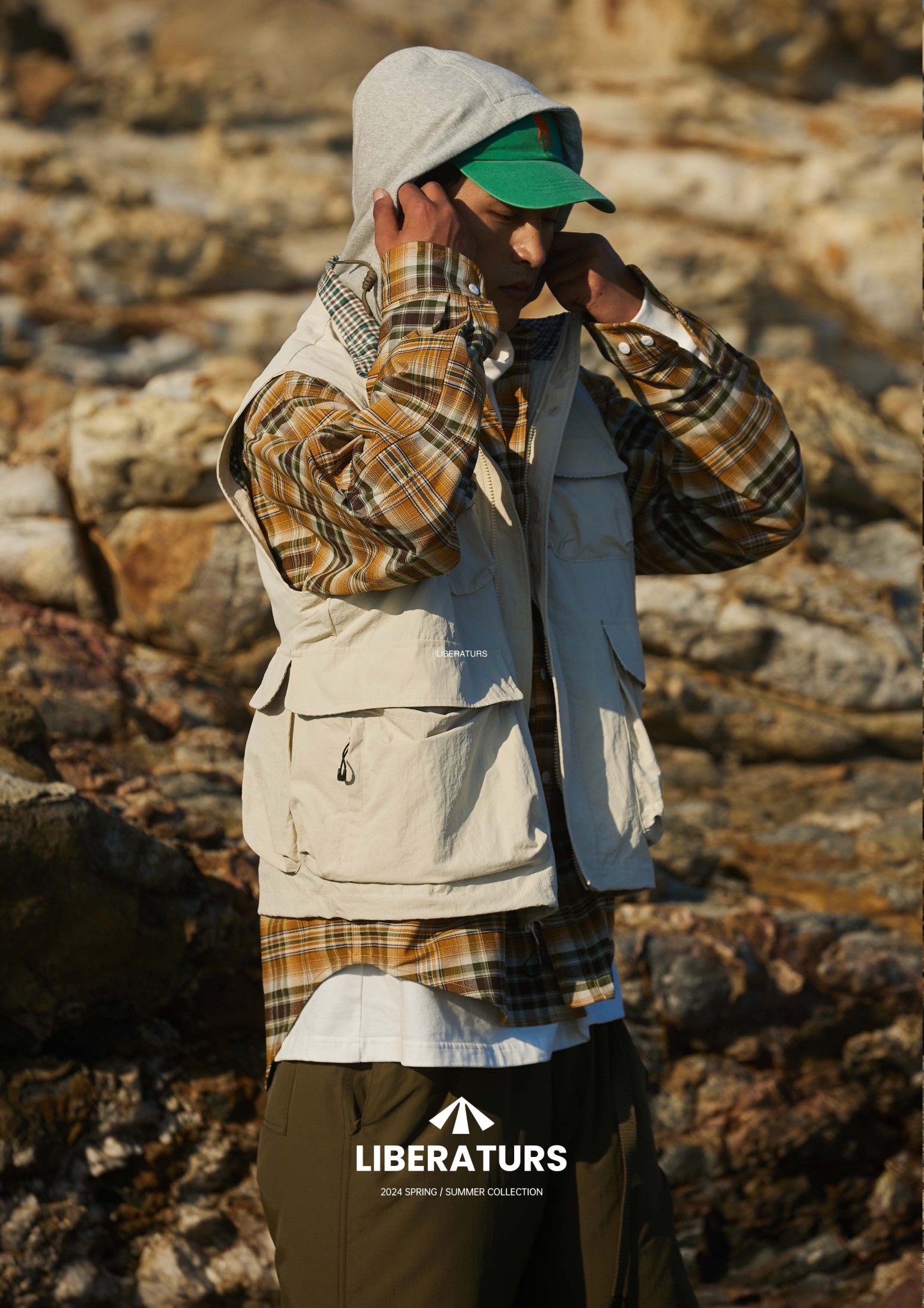 Men's Utility Vest - Tactical Work Vest with Multiple Pockets for Outdoor-Liberaturs