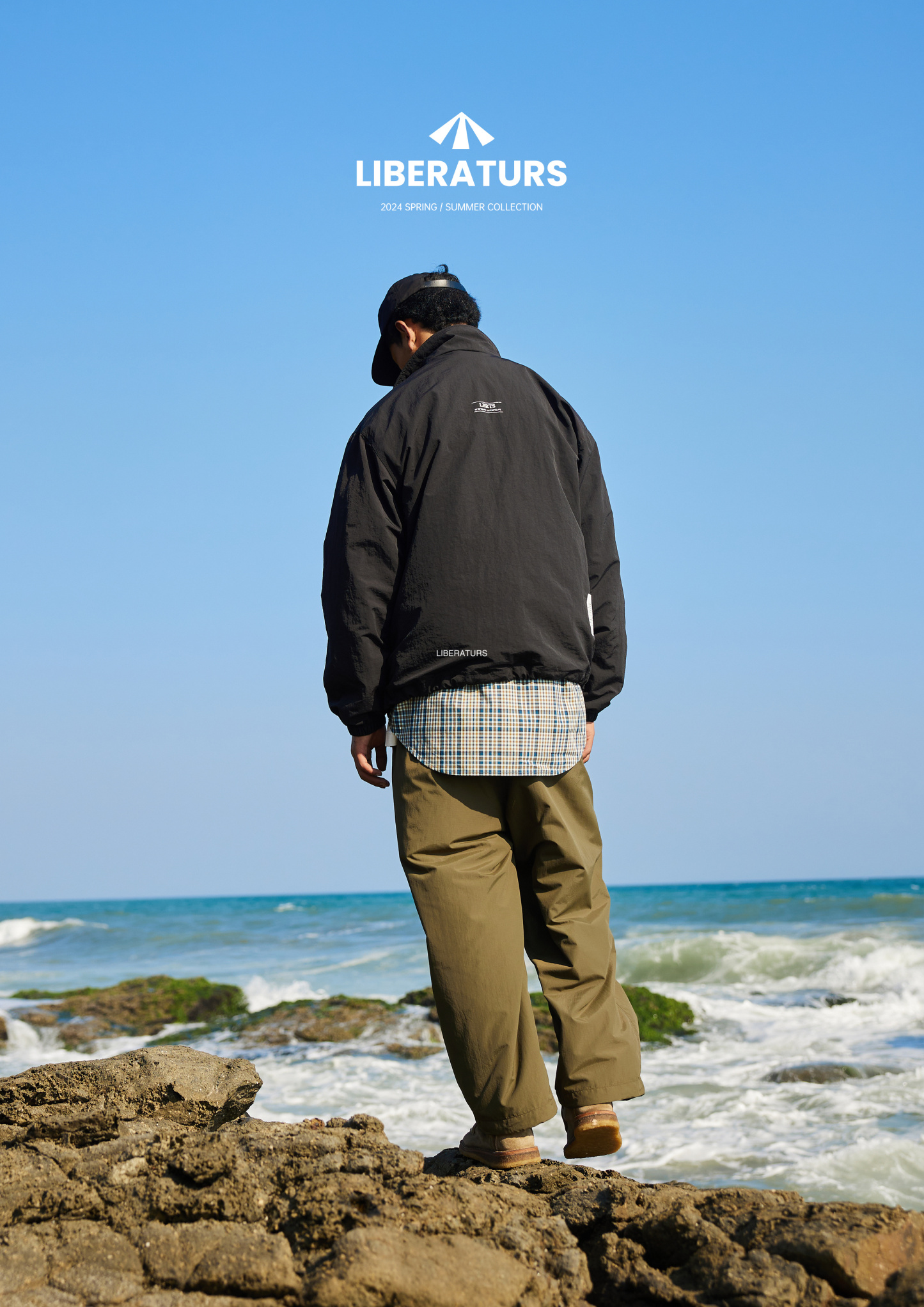 Men's Pullover Anorak - 90s Inspired Lightweight Wind Shell -Liberaturs