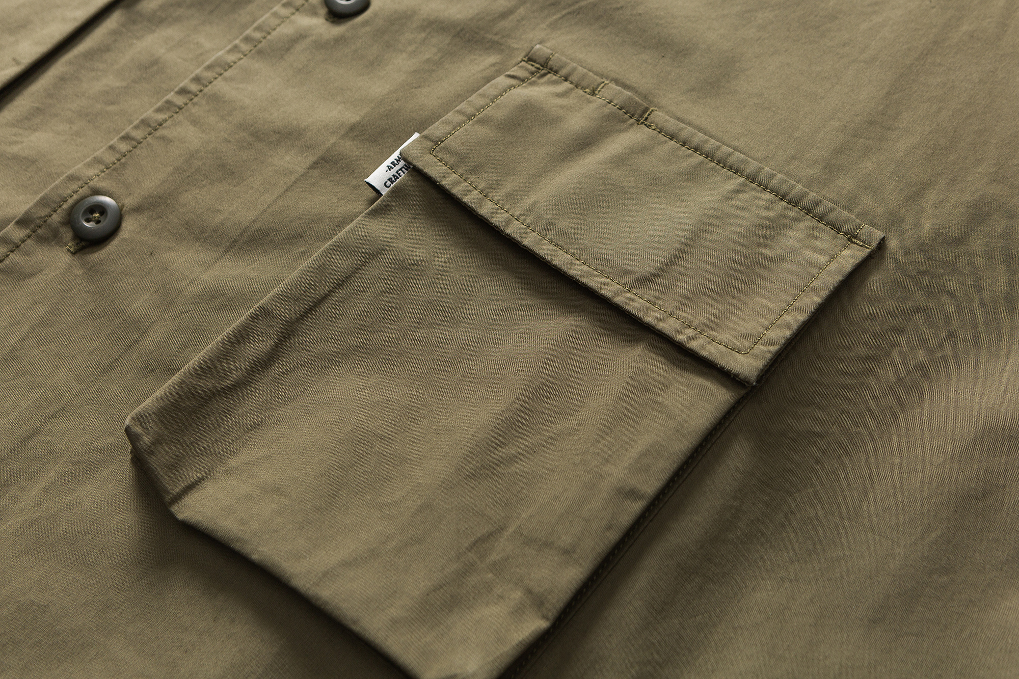 Men's Military Style Cargo Pocket Short Sleeve Shirt -  Lightweight Cotton
