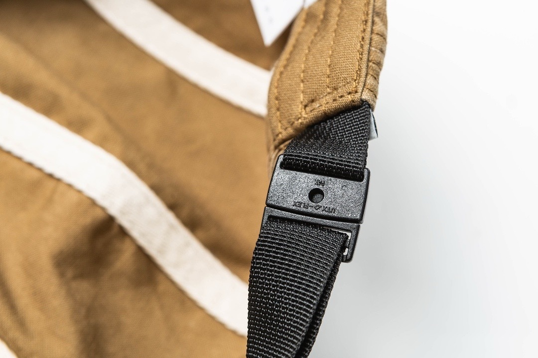 Classic Flat Brim Cap – All Black Essential-Liberaturs