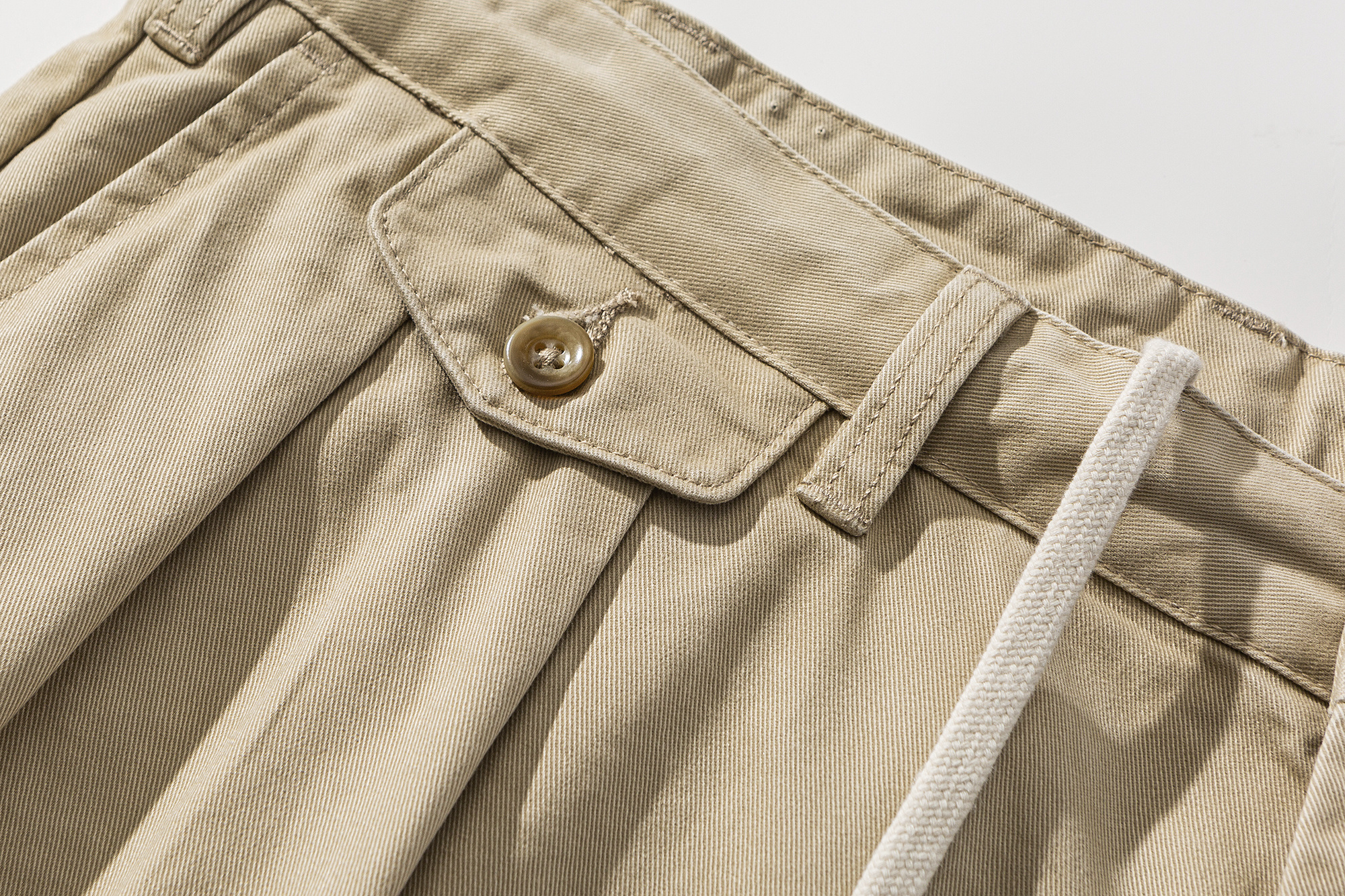 Men's Classic Double Pleated Chino Shorts - Relaxed Fit Casual Twill