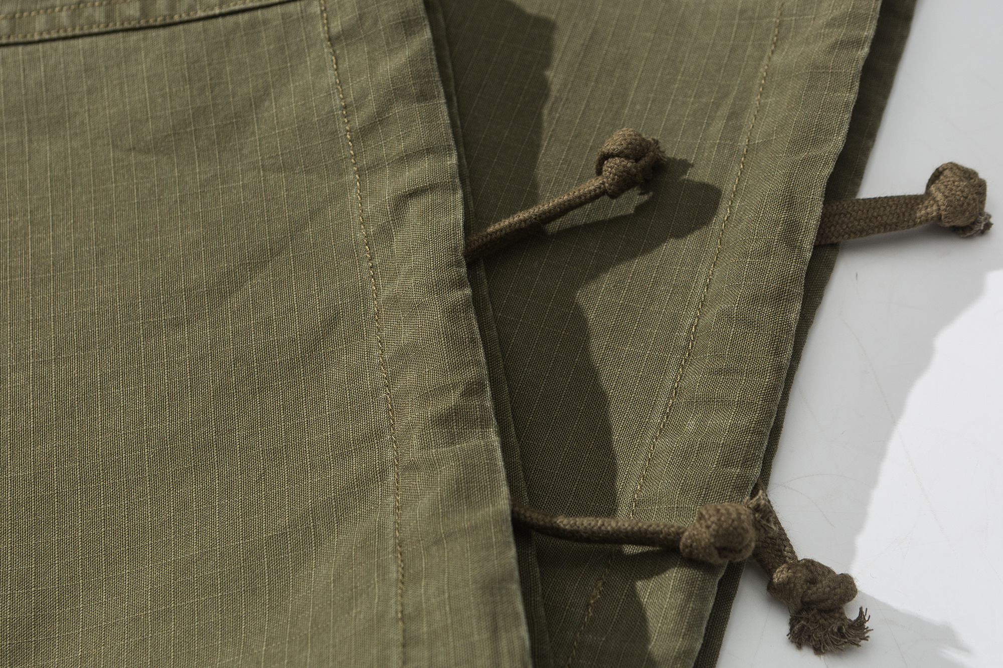 Men's Two-Tone Cargo Pants - Utility Work Trousers with Multi-Pockets and Pen Slot-Liberaturs