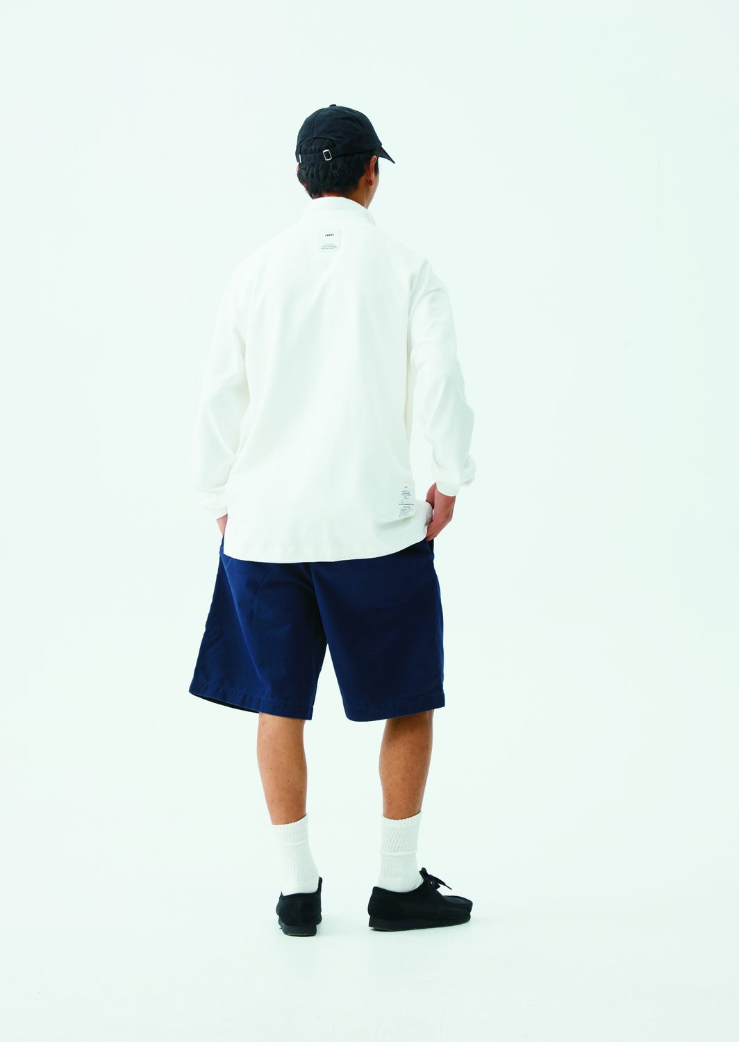 Look 001