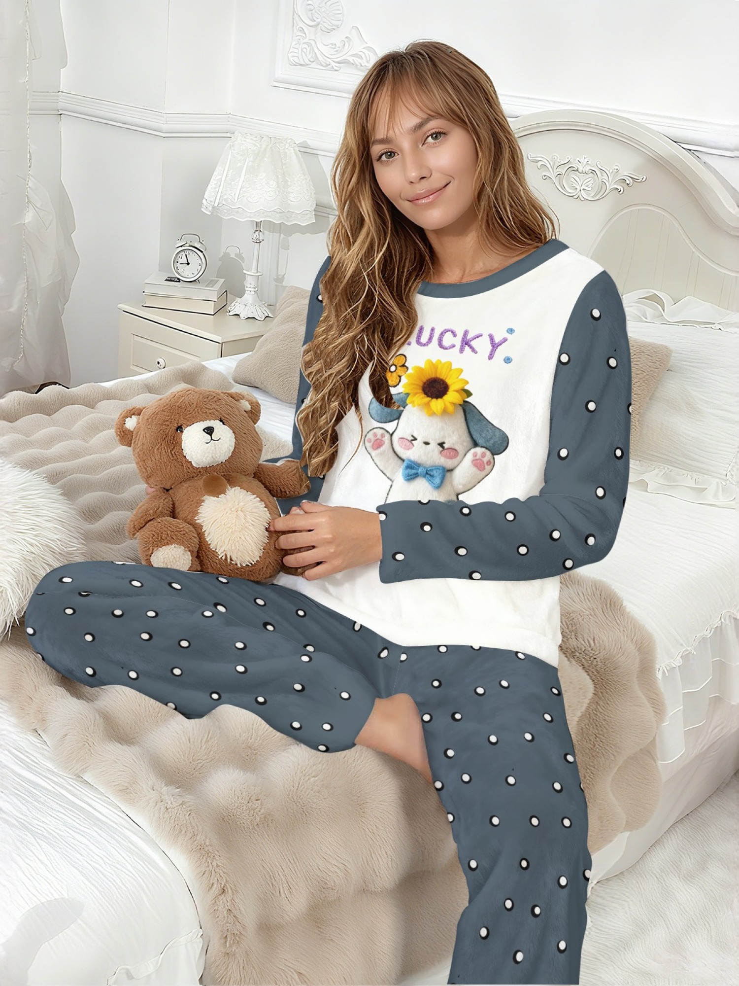 Women's Winter Flannel Casual Pajama Set: Novel Lucky Puppy Pattern Round Neck Long Sleeve Top with Polka Dot Print, Elastic Waist, Long Pants; Comfortable and Warm Home Wear, Versatile for Everyday Wear