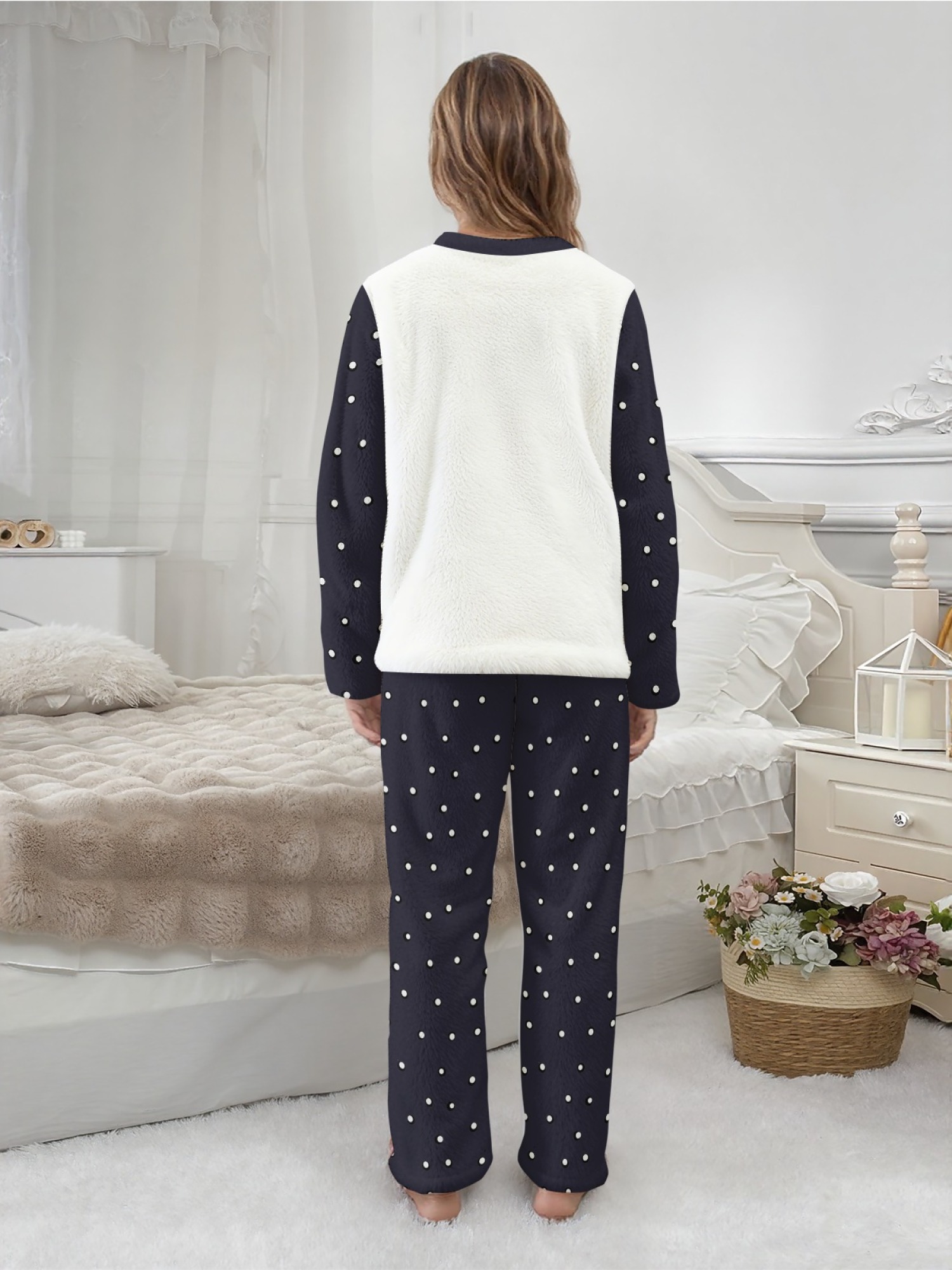 Women's Witch Kitty Printed Flannel Pajama Set - Warm Fuzzy Sleepwear