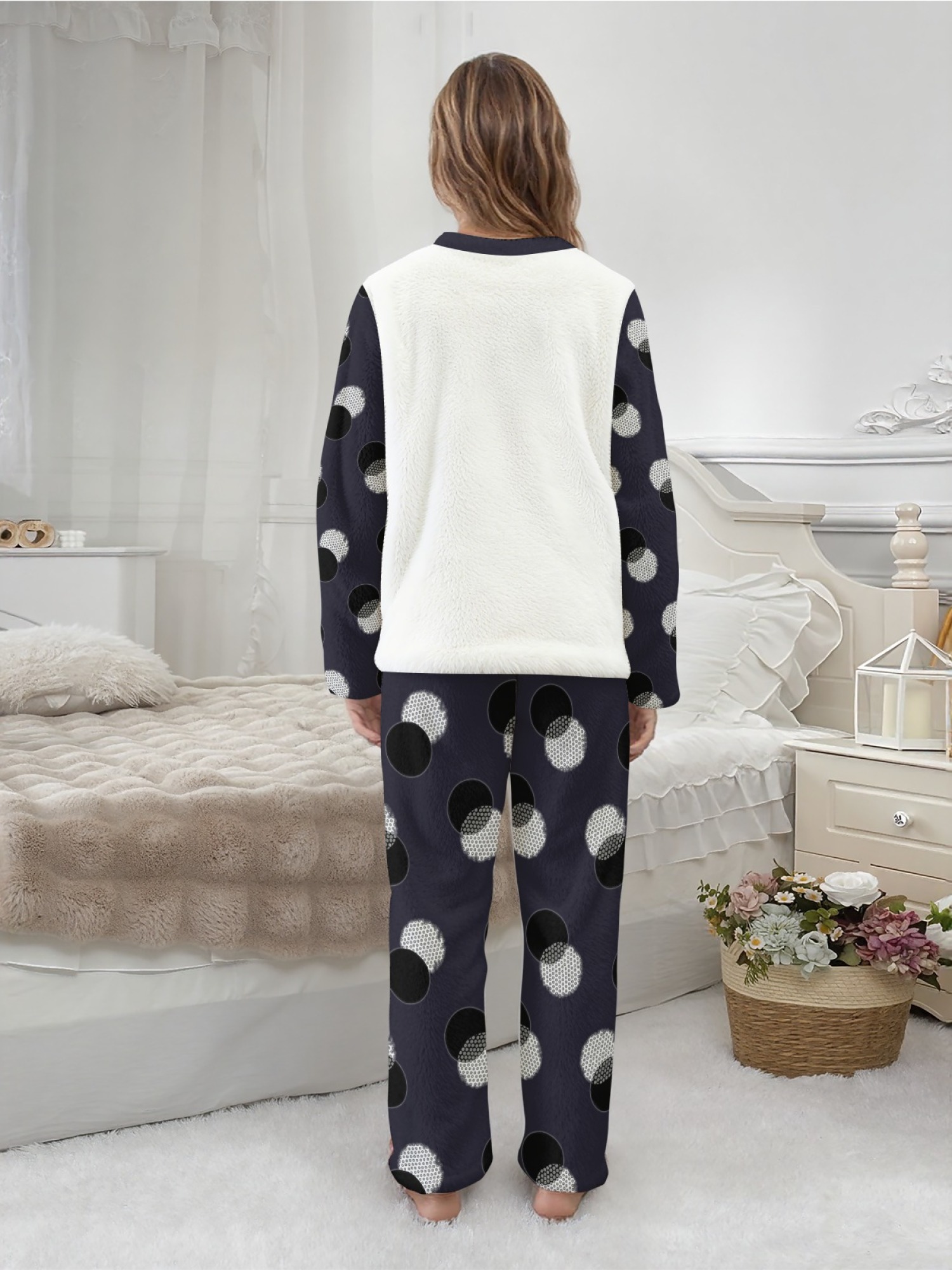 Women's Witch Kitty Printed Flannel Pajama Set - Warm Fuzzy Sleepwear