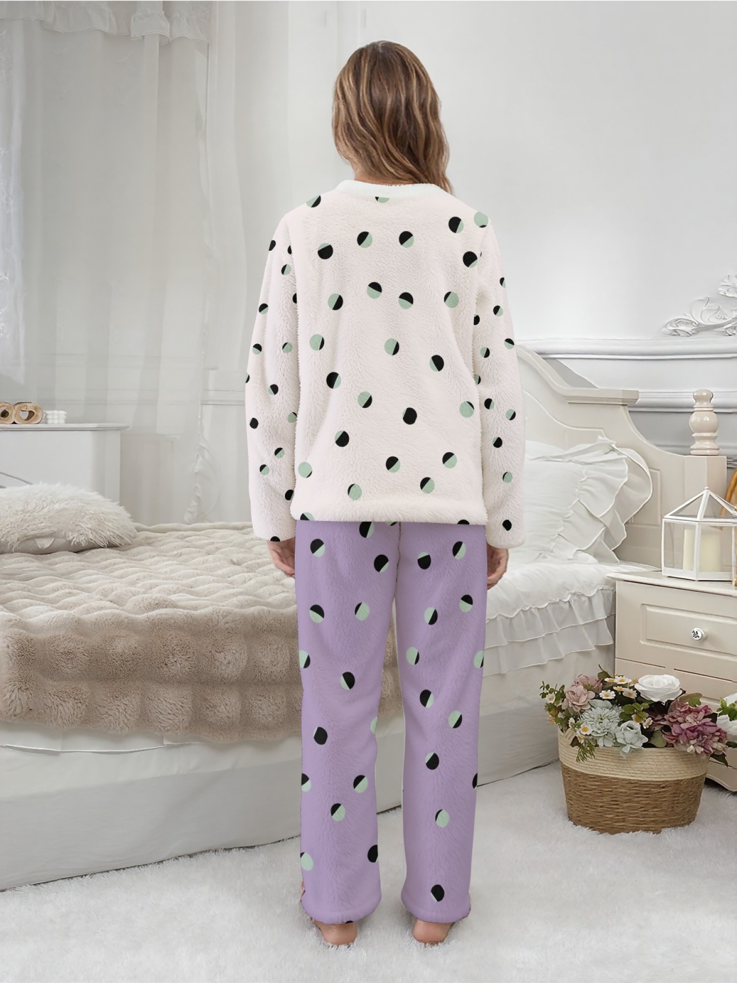 Women's Witch Kitty Printed Flannel Pajama Set - Warm Fuzzy Sleepwear