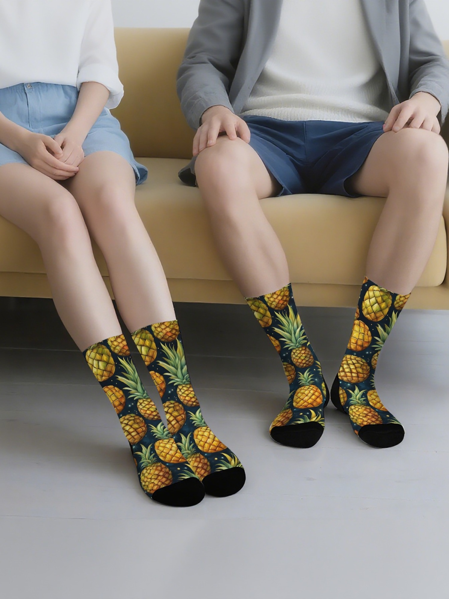 "Tropical Paradise" Pineapple Crew Socks | Vibrant Fruit Print Set (3 Pairs)