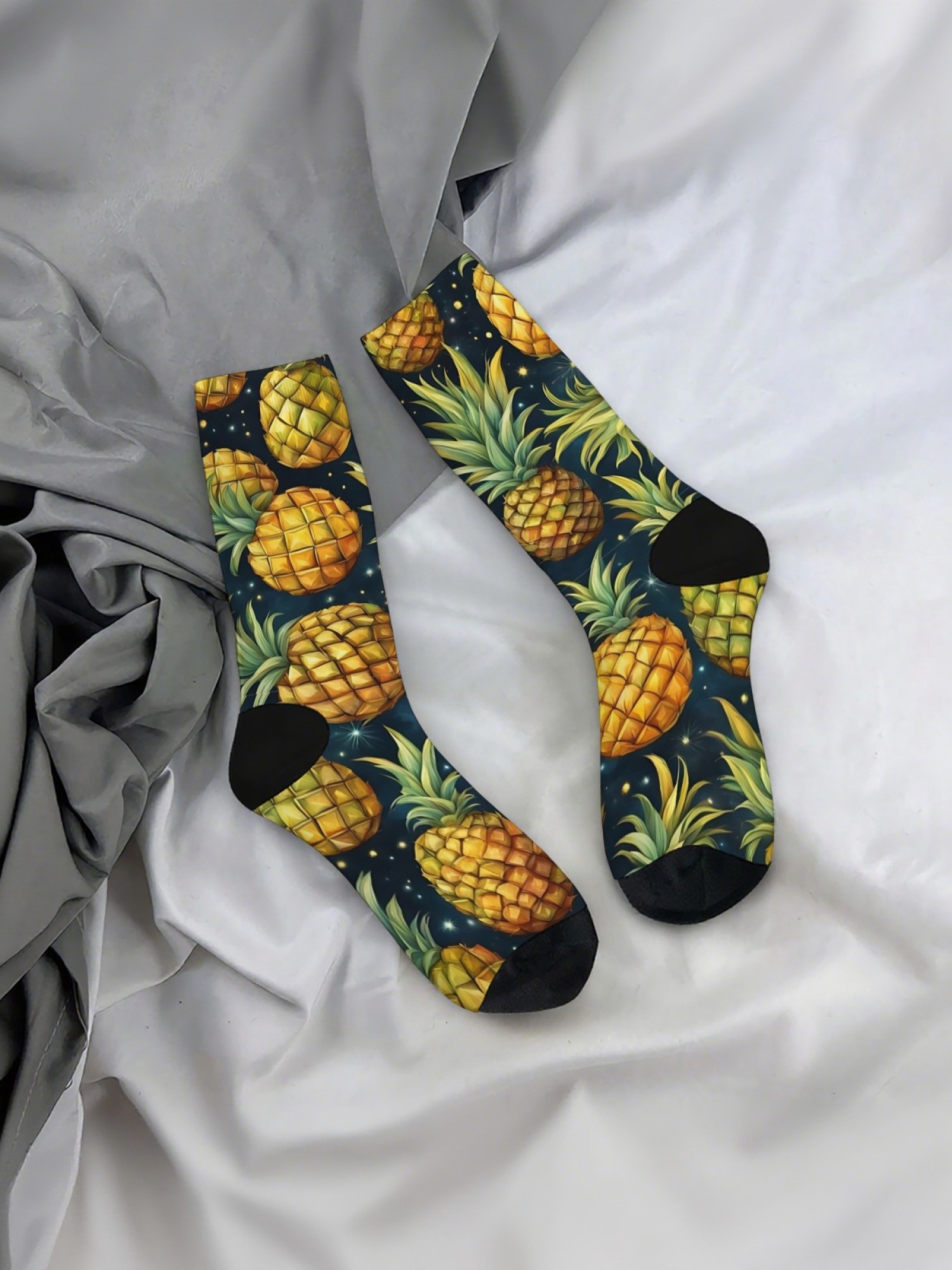"Tropical Paradise" Pineapple Crew Socks | Vibrant Fruit Print Set (3 Pairs)