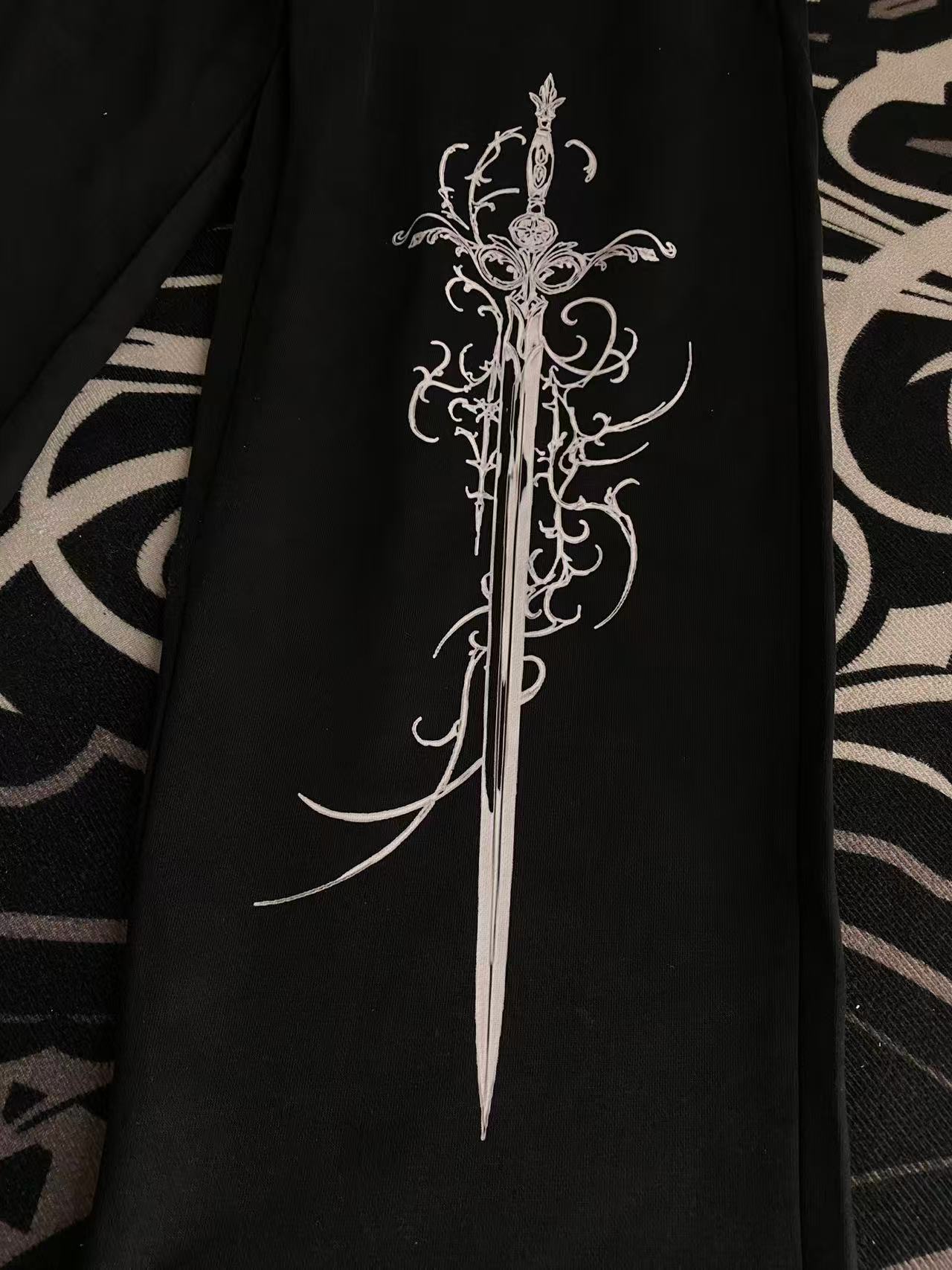 Baroque Sword Vine Baggy Sweatpants