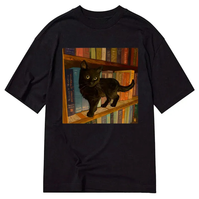 Cuddlefurry™ | Little Library Cat Classic T-Shirt