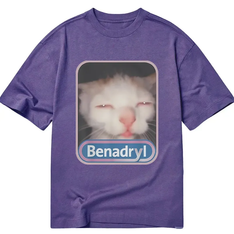 Chillteelab™ | Benadryl Meme Cat Classic T-Shirt