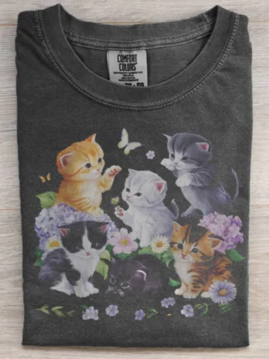 Cottagecore Cats Art Print Casual T-shirt